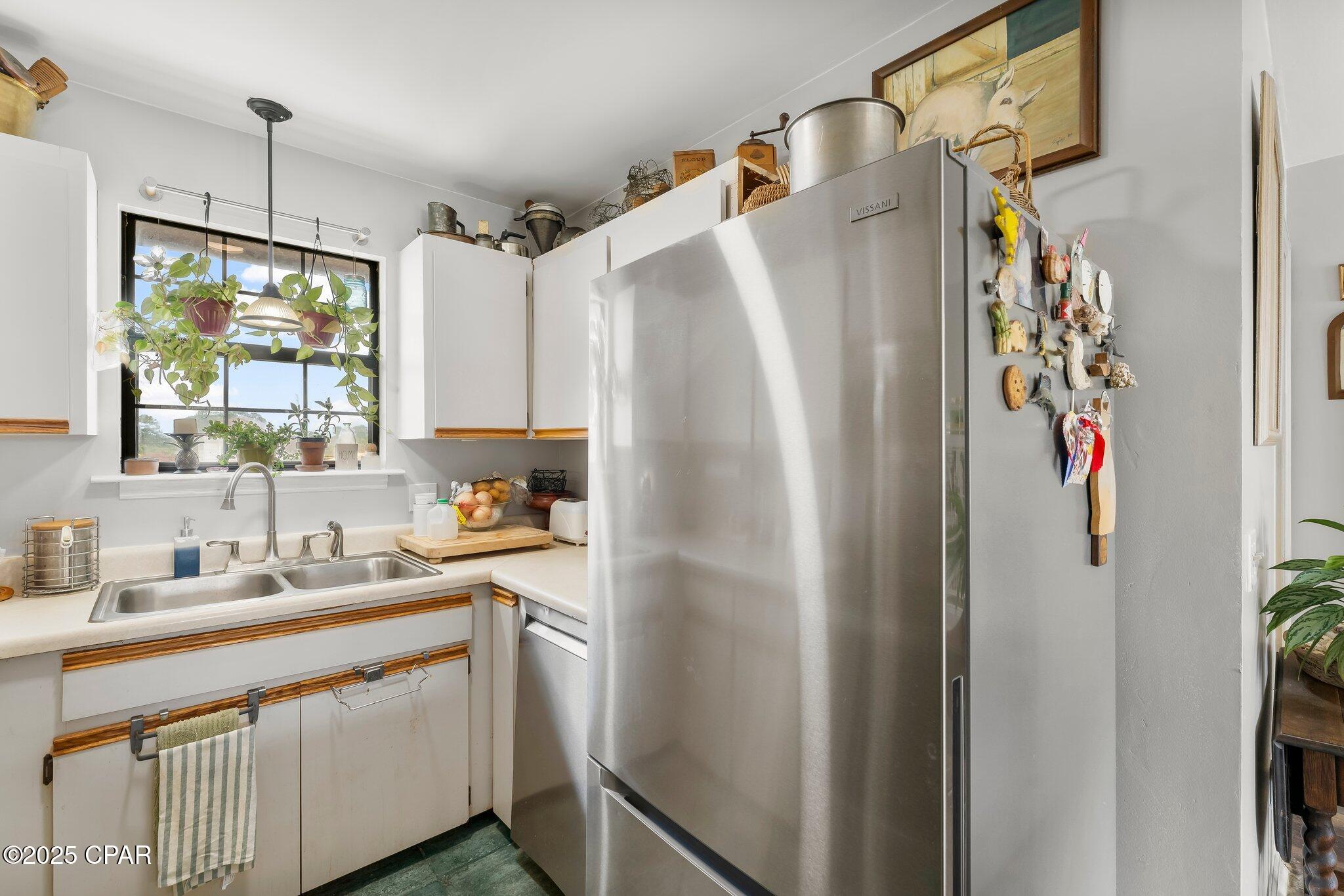 J6adxr Fnbmjyl6vjso8sztbzsartr8golo_ahpkogc