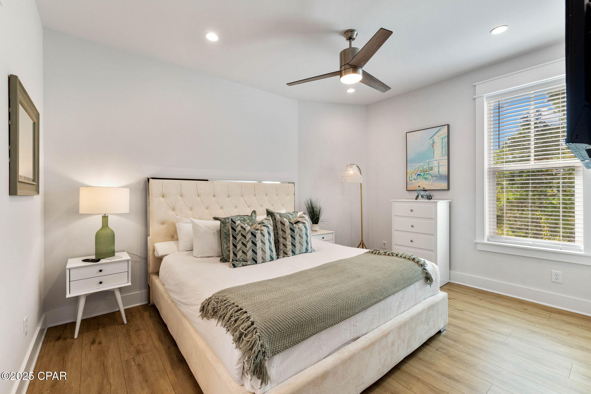 Xlr1wlvlw3rh 0gsiiad5xpvao2etu_7dl2qsa Hn2c