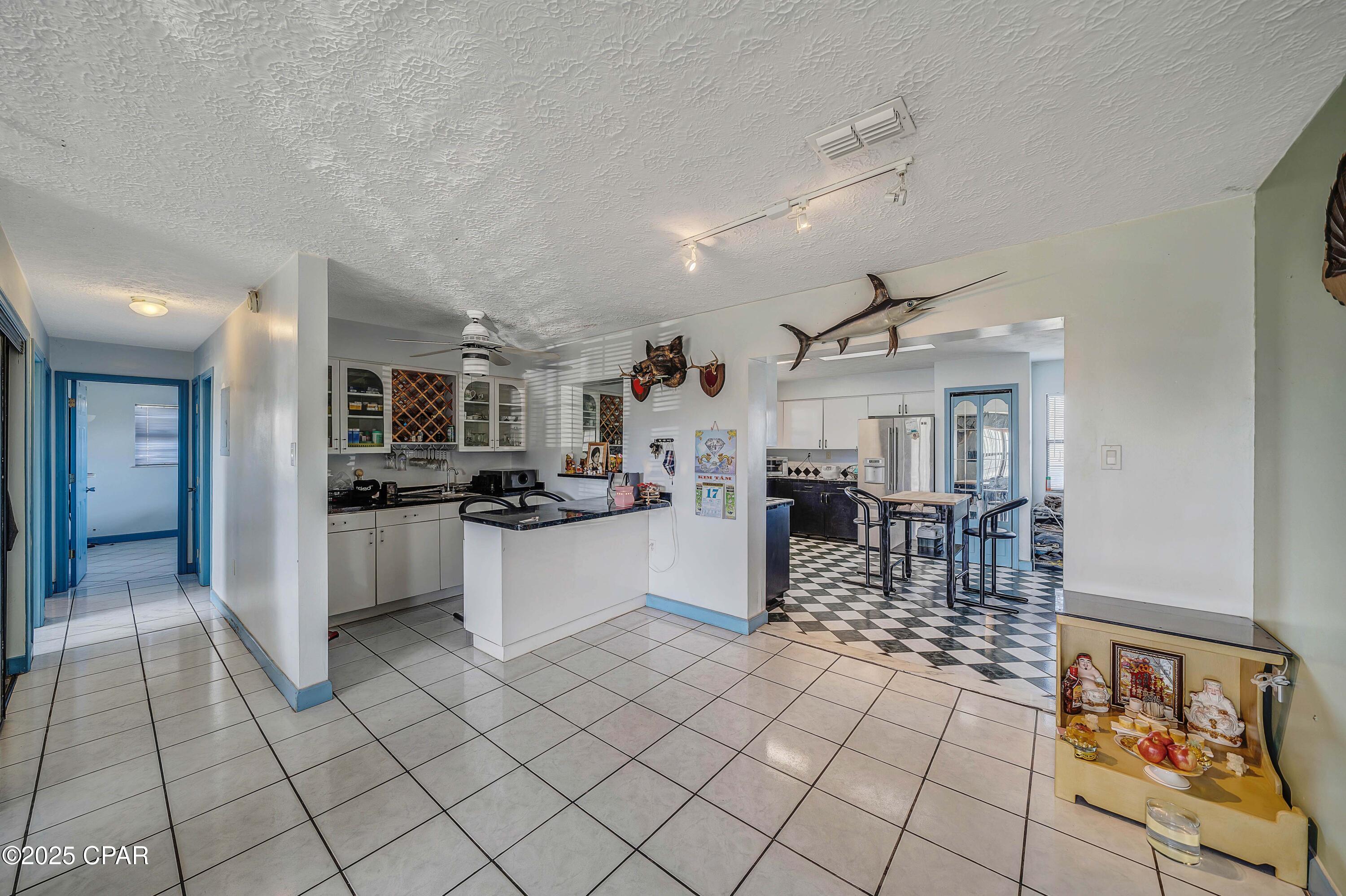 Otufmpa9b2xzksaseb6b0sxsi4y Ii1y3hj S40crro