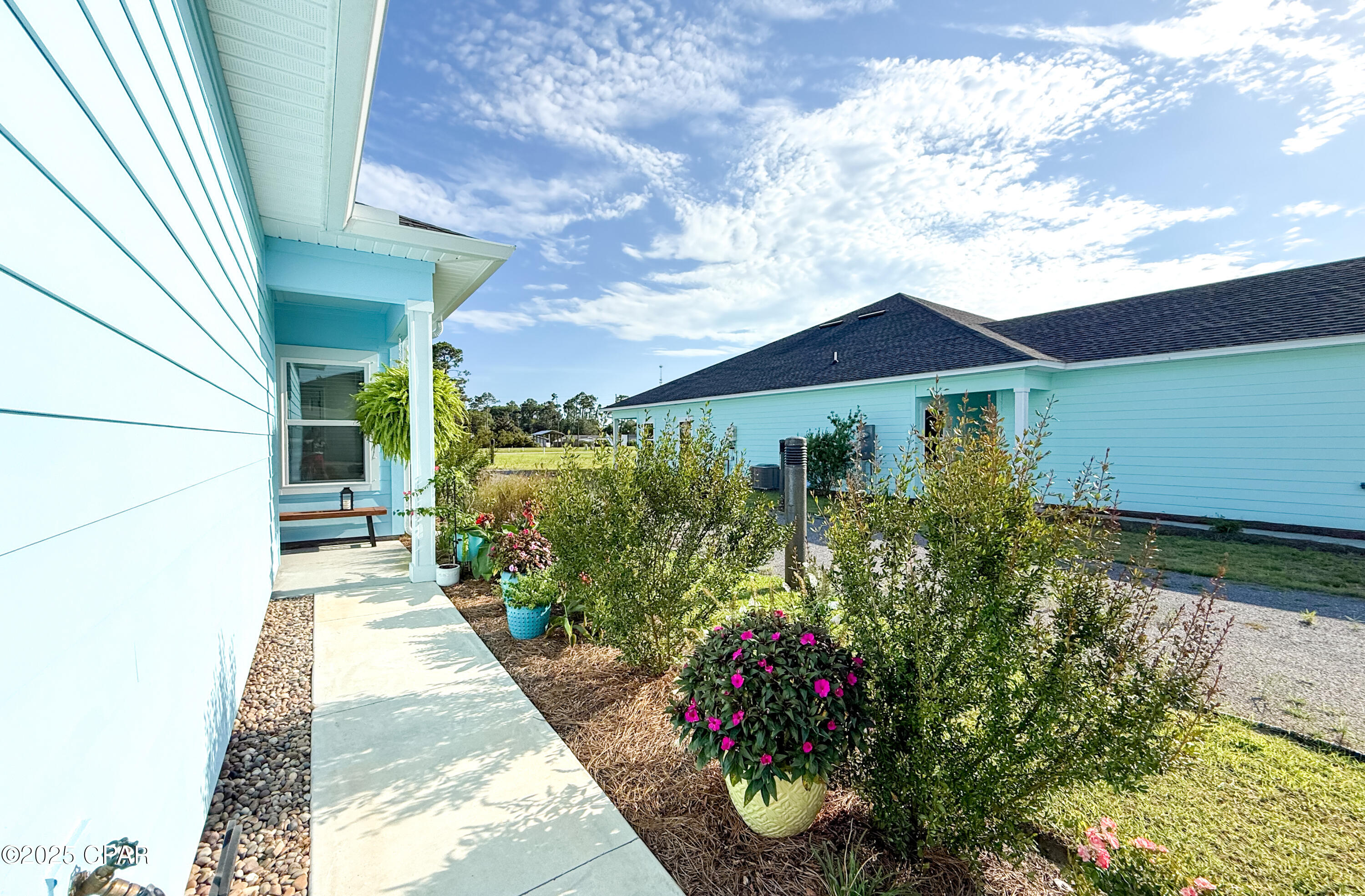 Cmxf9qp0yqt6ryyqhyxehrkvnufprdele5rwxwzoe_c