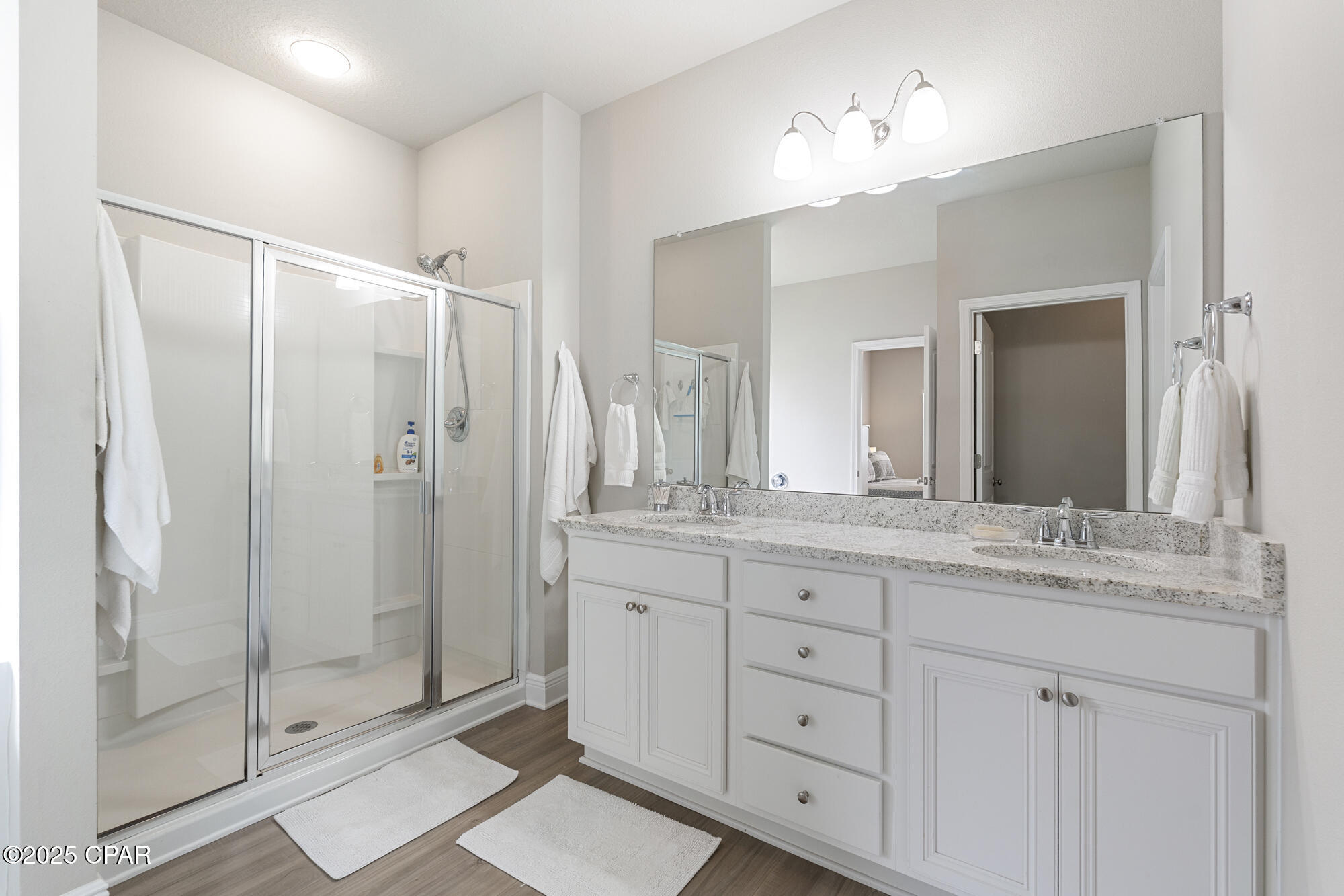 1de9j7n6k2bgdyg5sy9tkft3xsoqgecmc_yjva9zoom