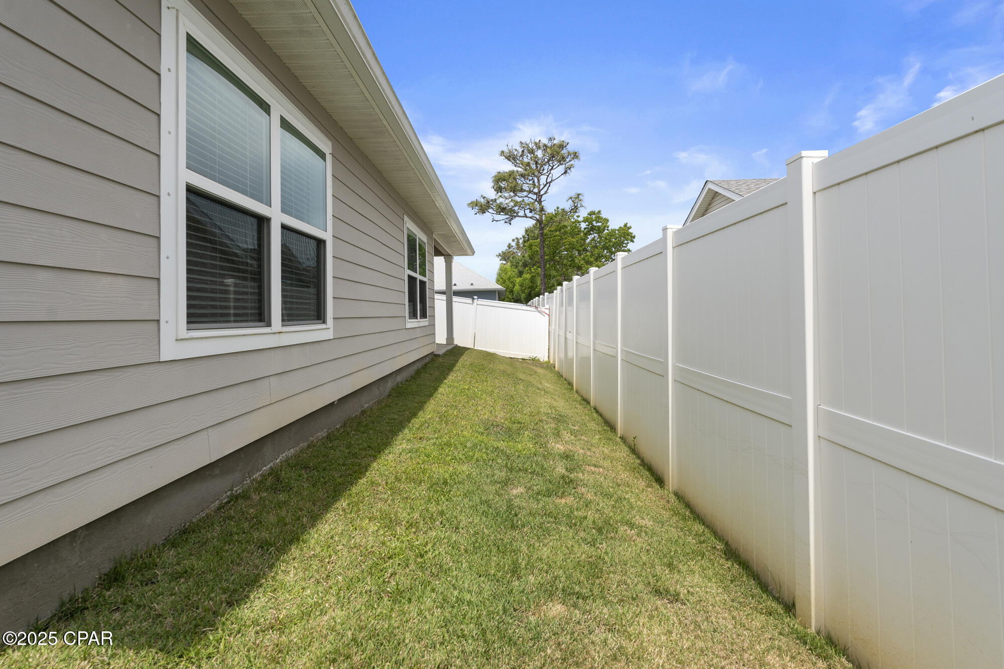 Image 25 For 218 Moonraker Circle