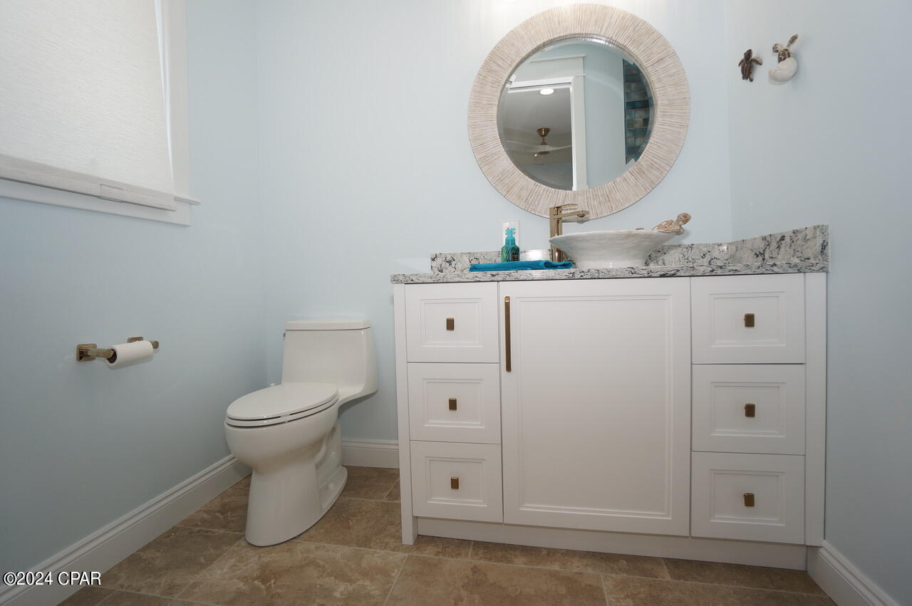 J0xyy_wmn3jcyewv4esqqzssz_vjoi1pwpygq5nk9ee