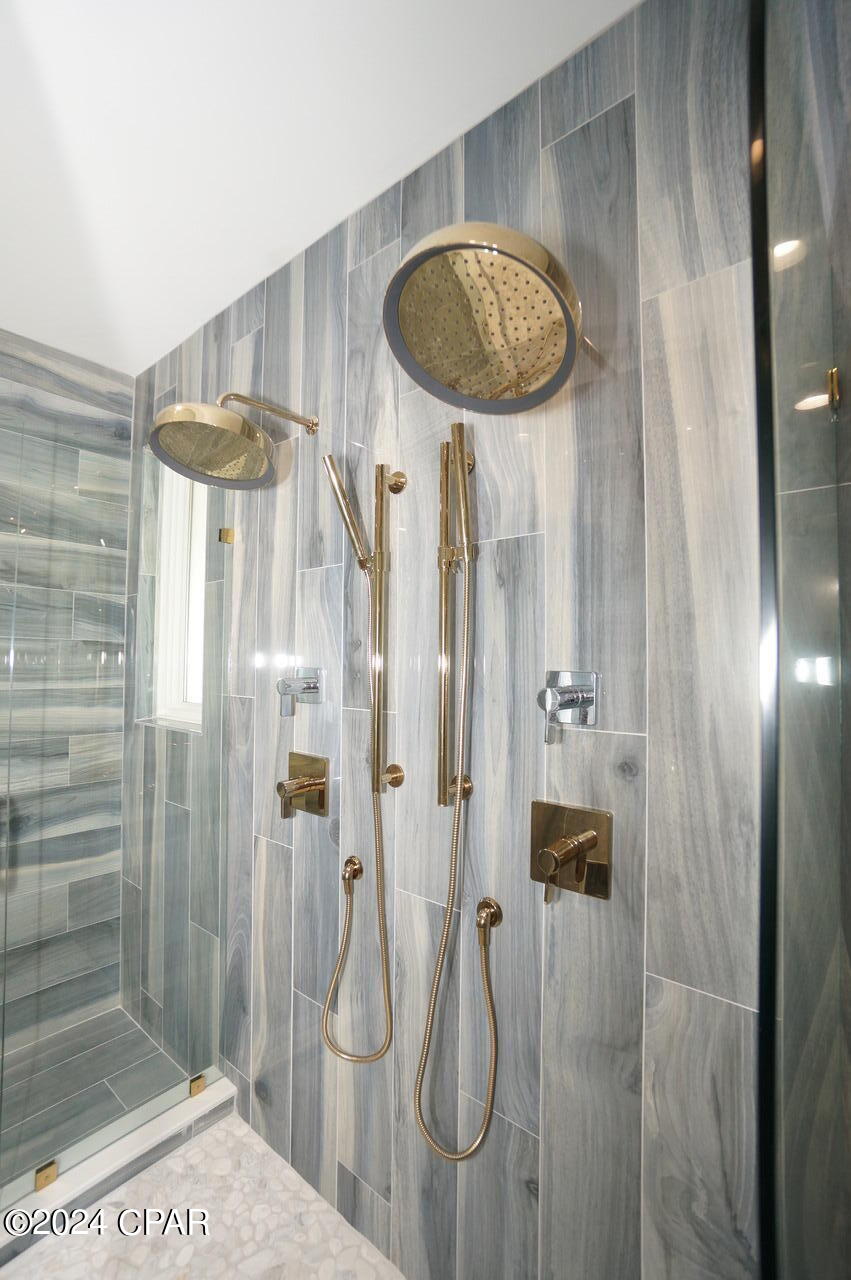 13upshmx5quw5aappsb3imigg4peedhuzgkxp1r3aac