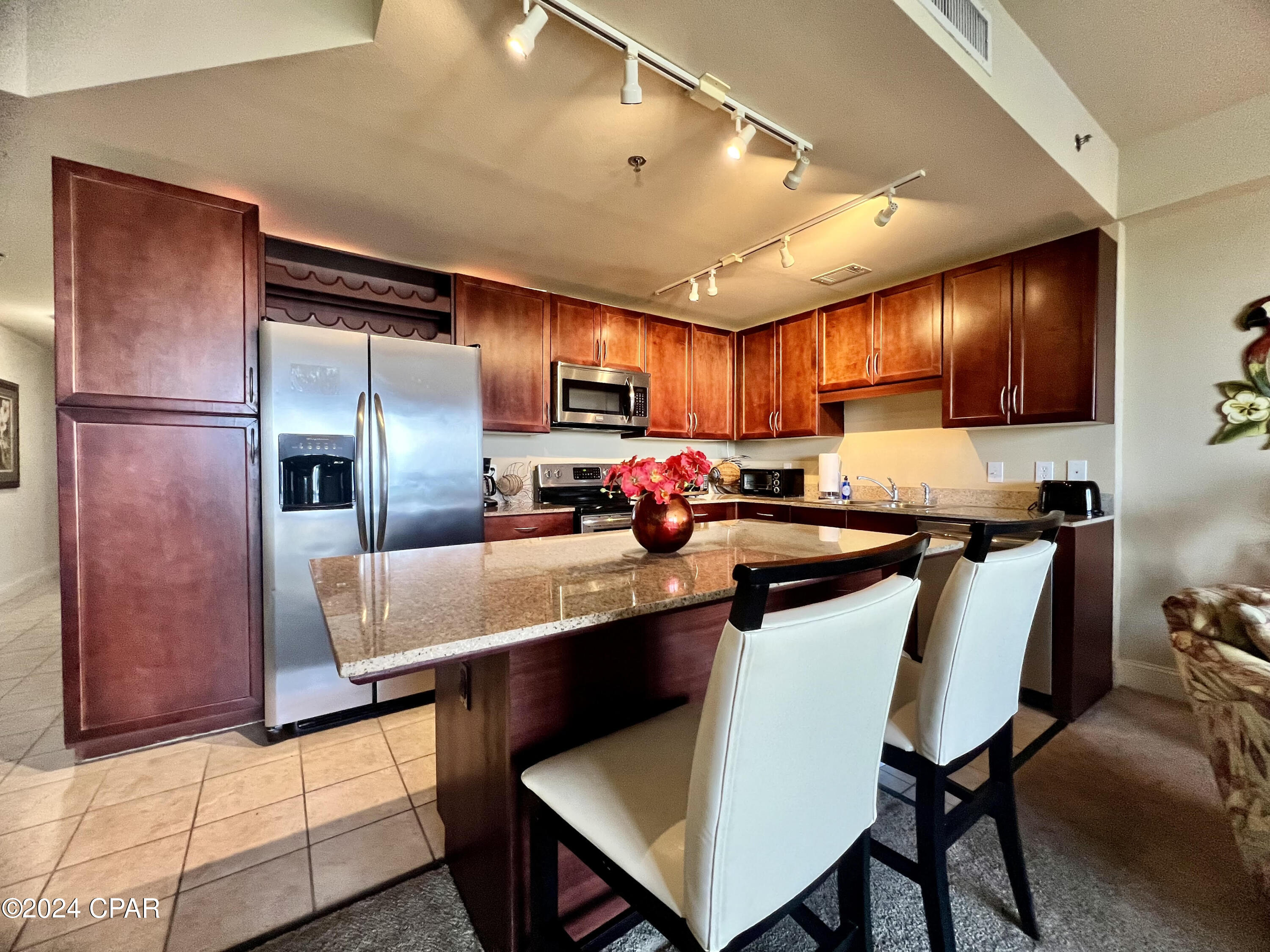 Image 13 For 9902 Thomas Drive 1737
