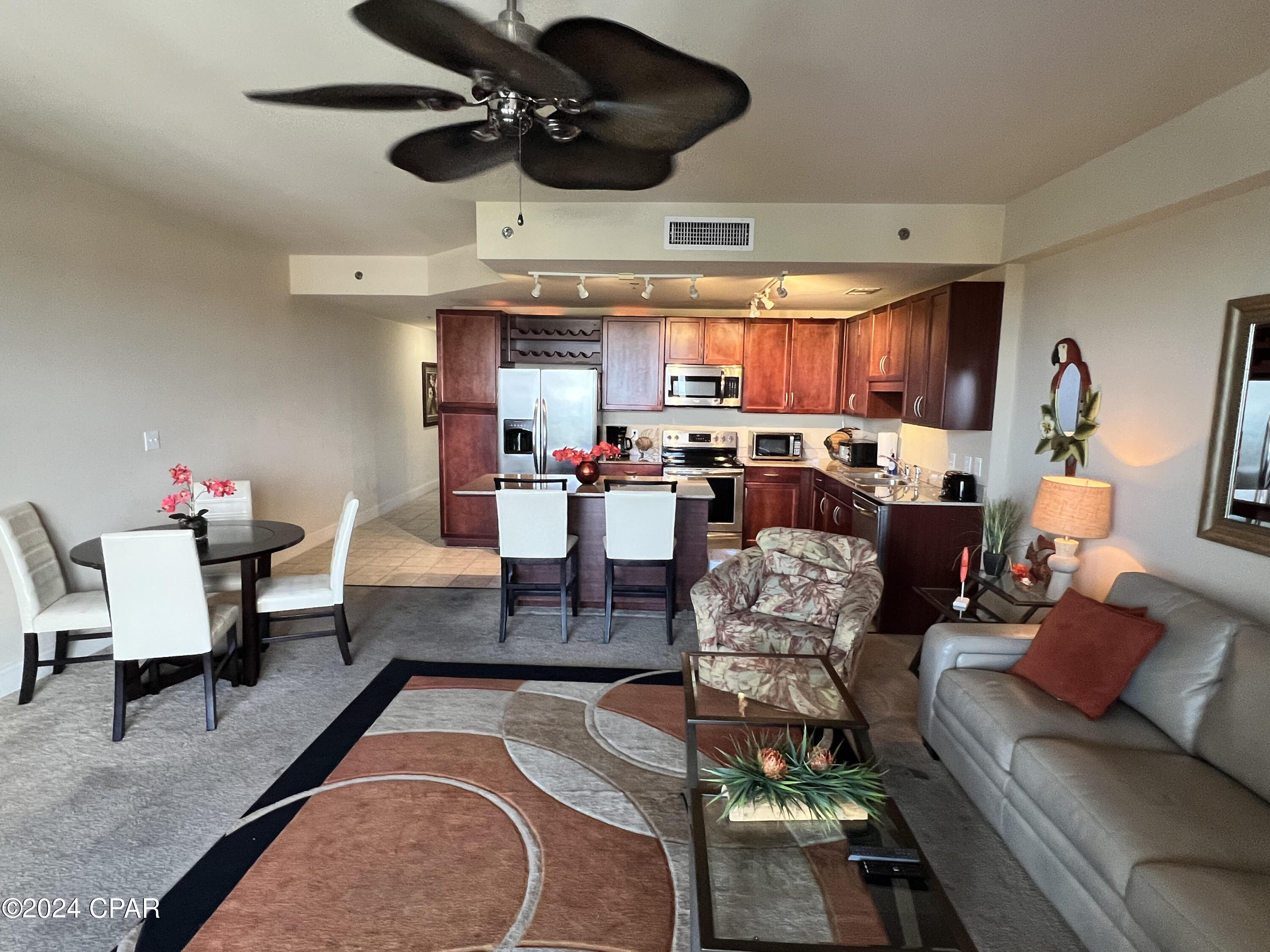 Image 4 For 9902 Thomas Drive 1737