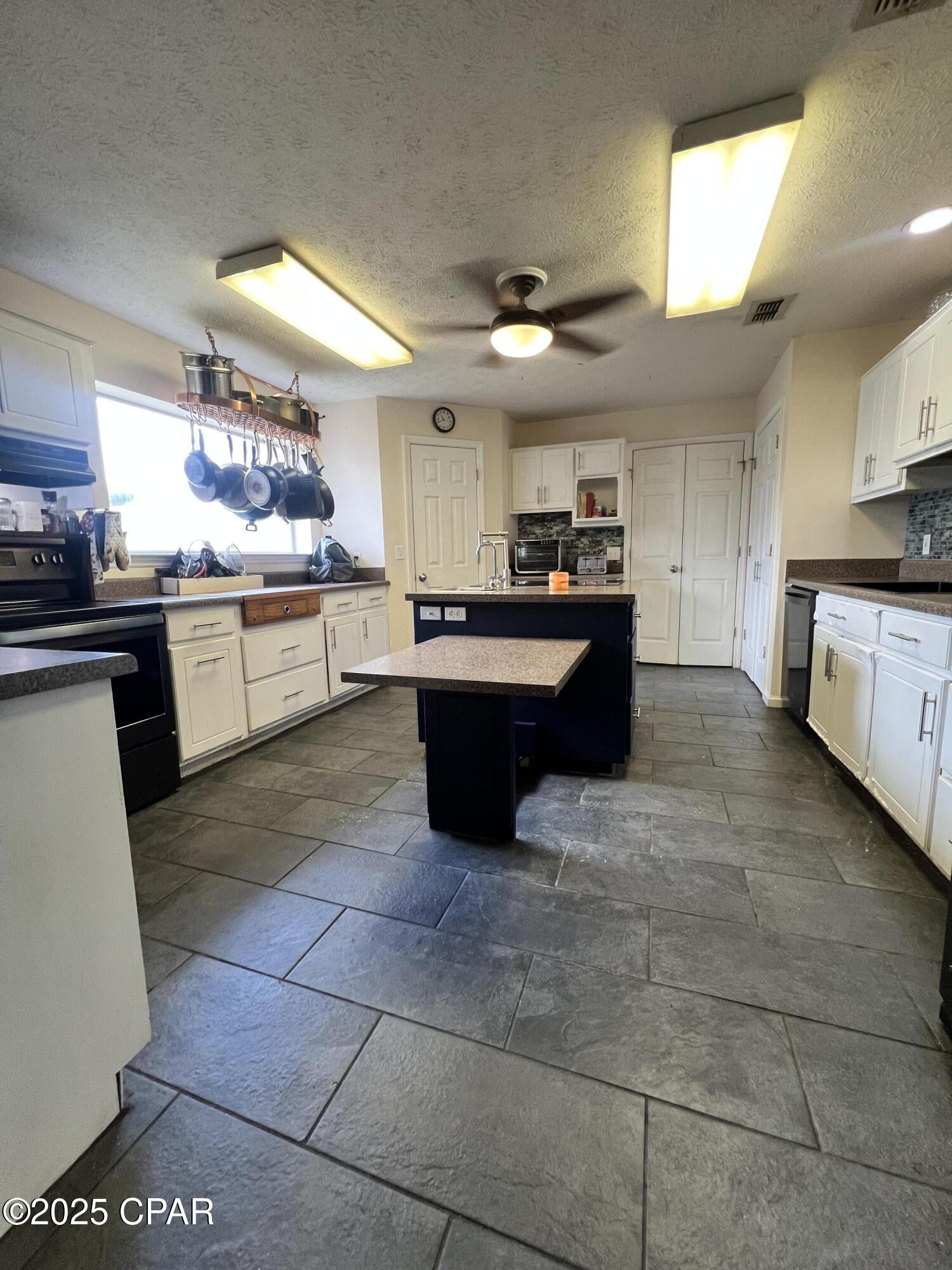 Mzq9ltqeixvk0cnt9kpand349l9_ttjbzpe9paammya