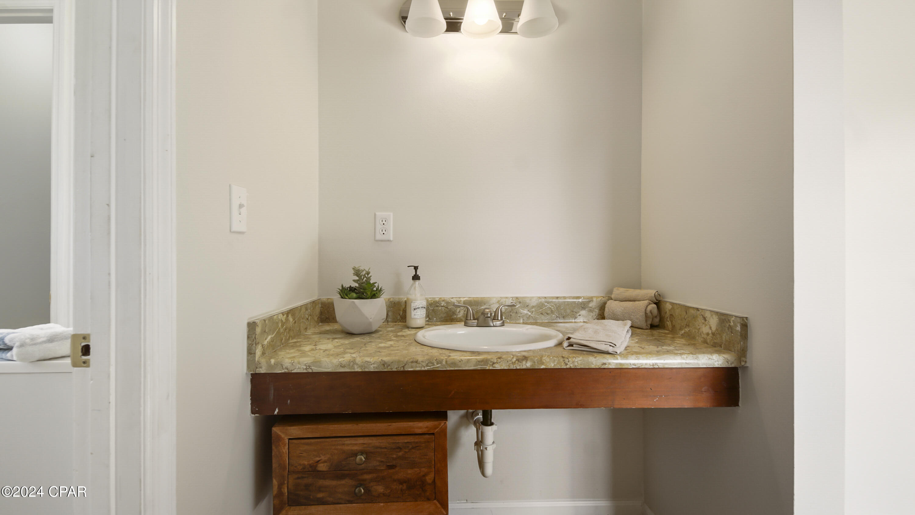 Vbzo9a6rvf56xq4suygl90c5v0mzlfkvmr5wxtvk4ia