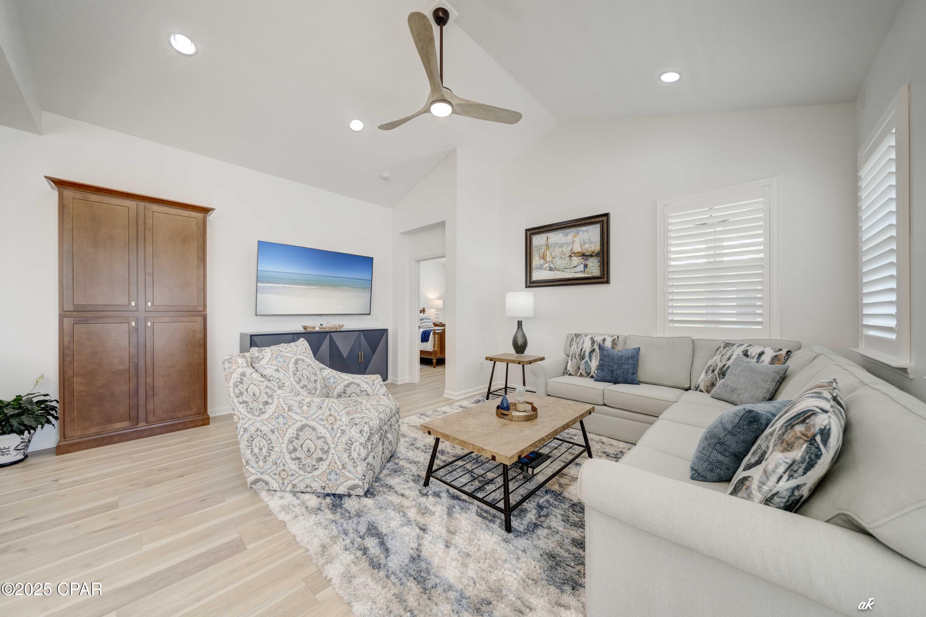 2umkn4up_ozmjiotphd5pgveg8 Gbfxub Gu5vcasq8