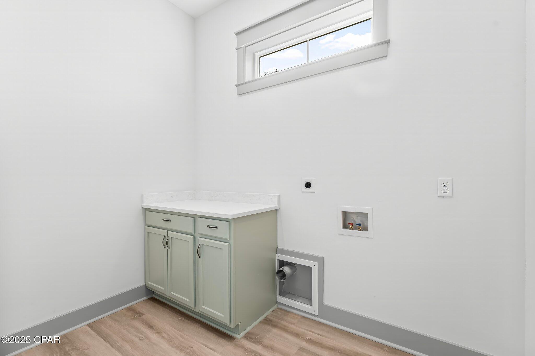 7iomytdxcpemsycmcwvqfrpoxzaxckffhzdchg3qxrm