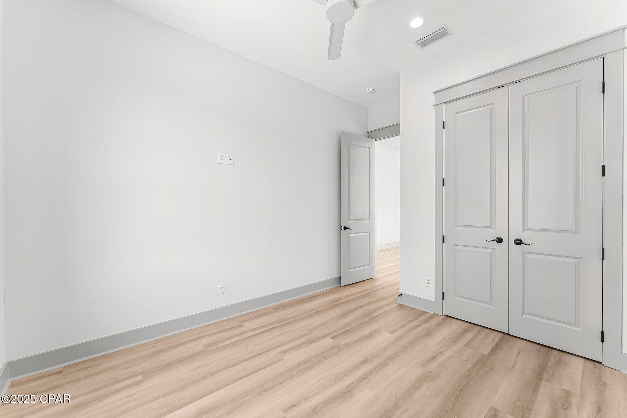 Du__07awdoo_uak36_9sift3cj1x1cv_r2 0fueghww