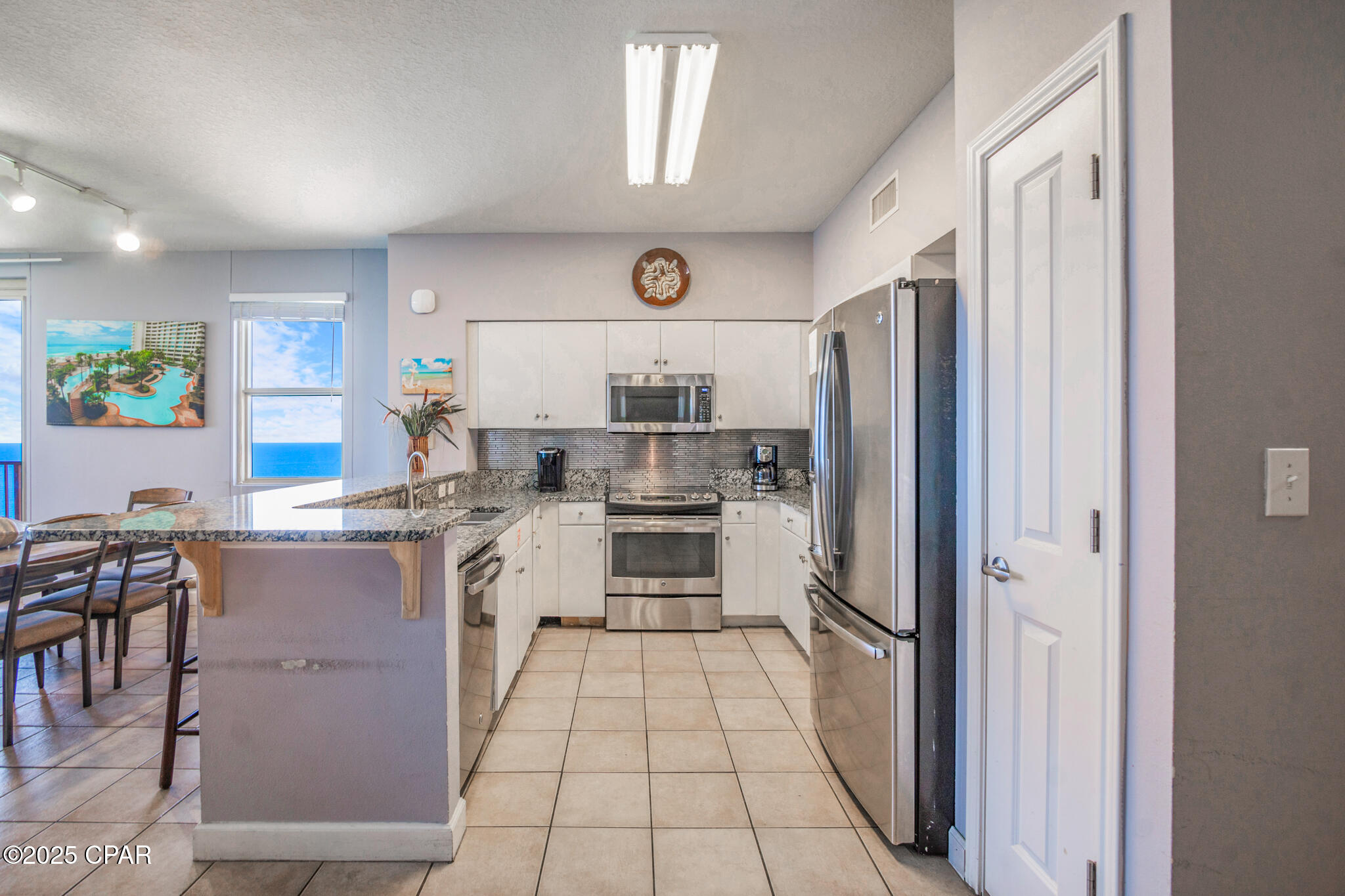 Ukkvielz23a64ks4 Weat22zdv_spl0hedvfi21qhhy