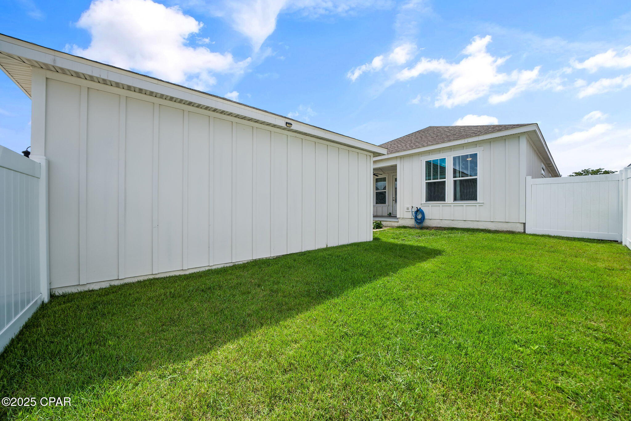 Gbafika7v0nnd8mkpjprkq9ycmedlmtdcxv0_muzlqa