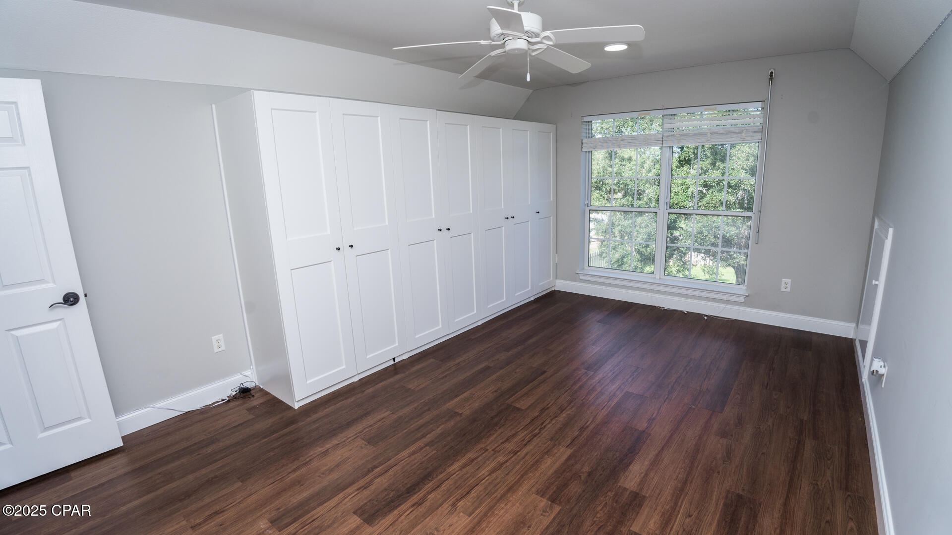 Ym2ij6vpi 2hifn7sq2xsaaxnt17qk9sc75mdq7tjlw