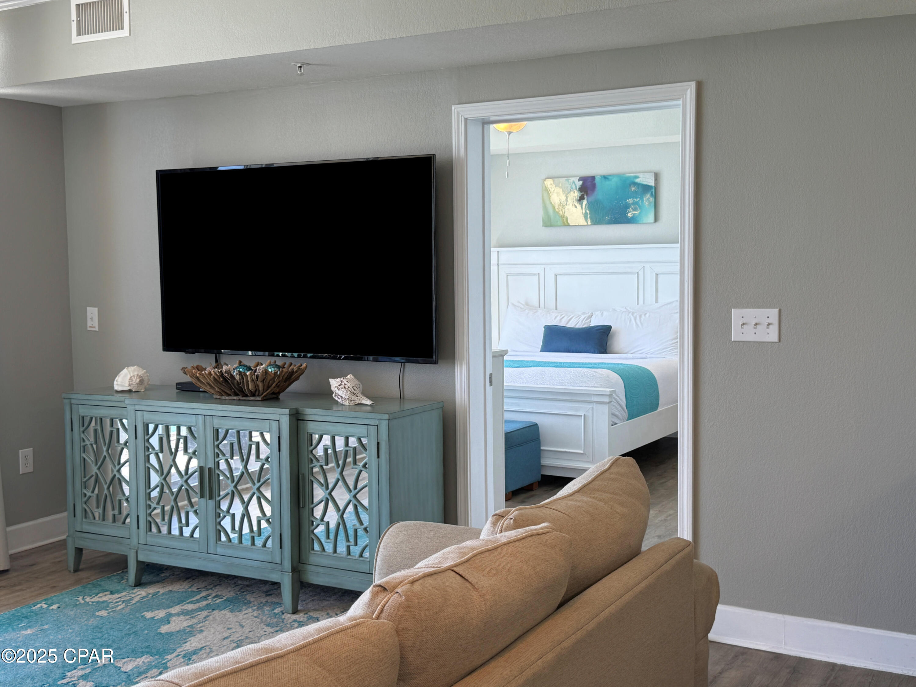 Oiyqh0wyat9iygzii_ssfwqfnbyian8mgknclizyf_c