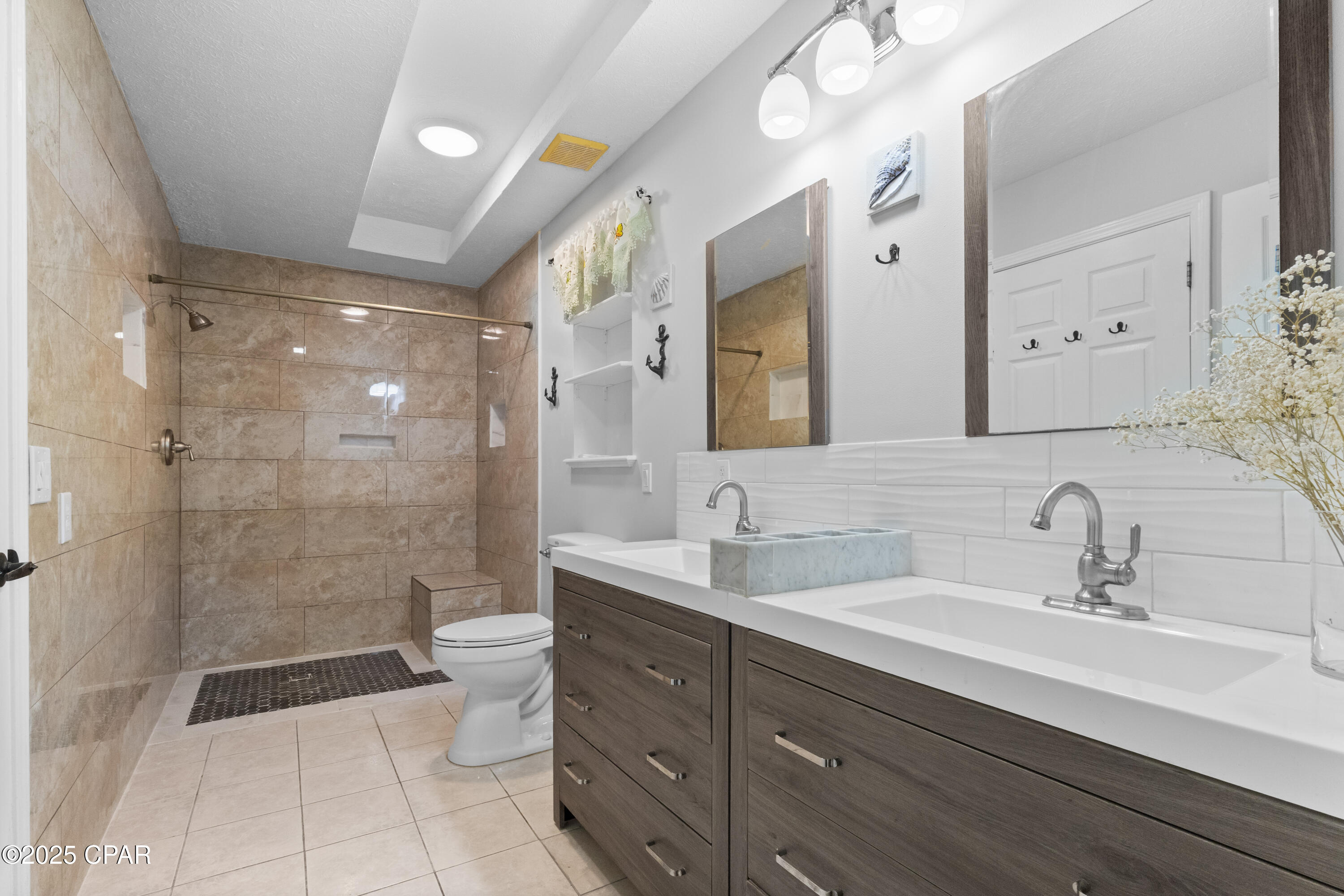 3qmeshwmoklre Bwd4omismczmxuk6sfhnao18q5xaq