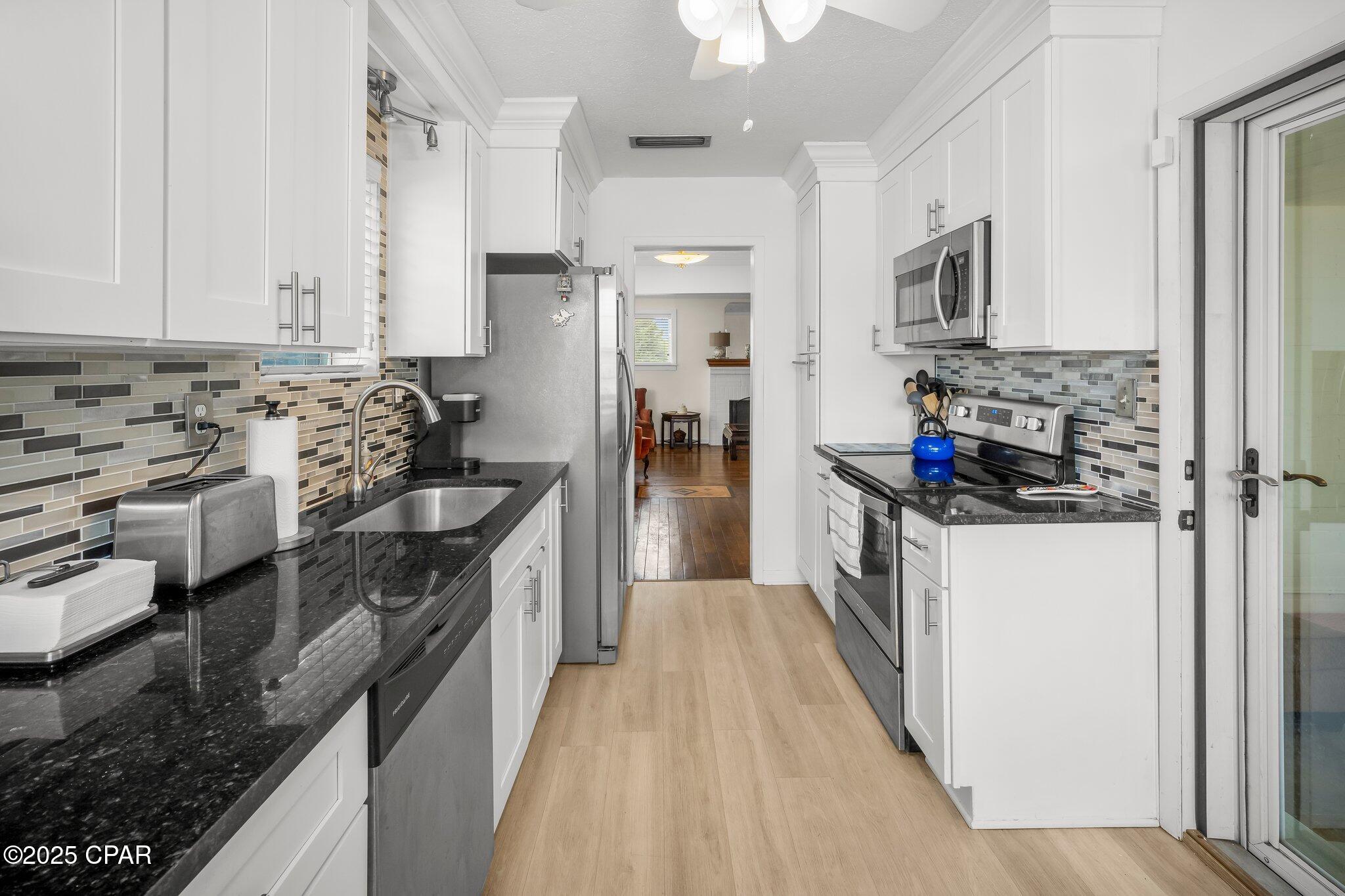 Zeyvo_wmw2gx0rtk6ctn1vh9jnx1vltv5vsibndefl8