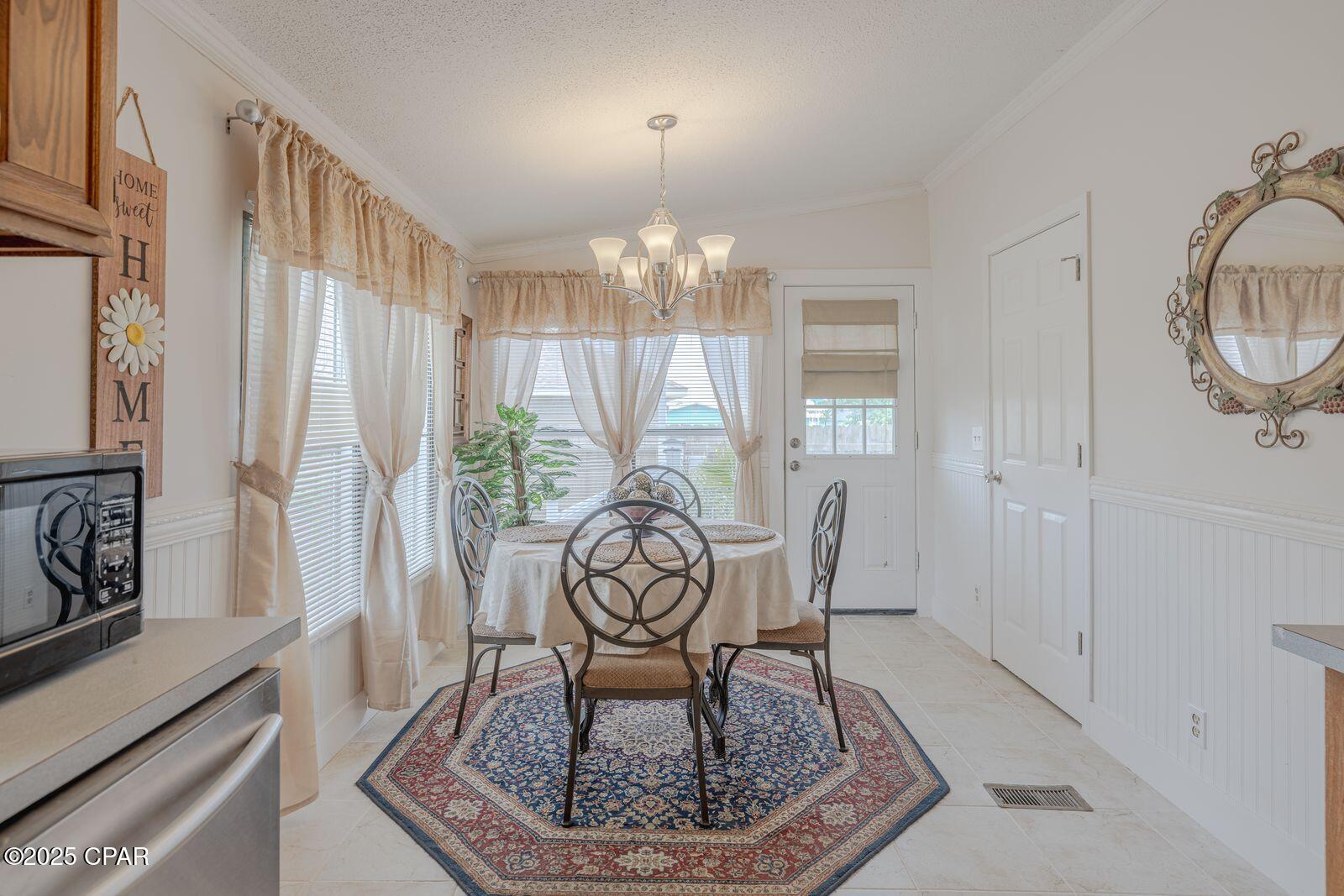 S Gyanus7vvjwldrxuxezim_5auey Oad3zddve Oqq