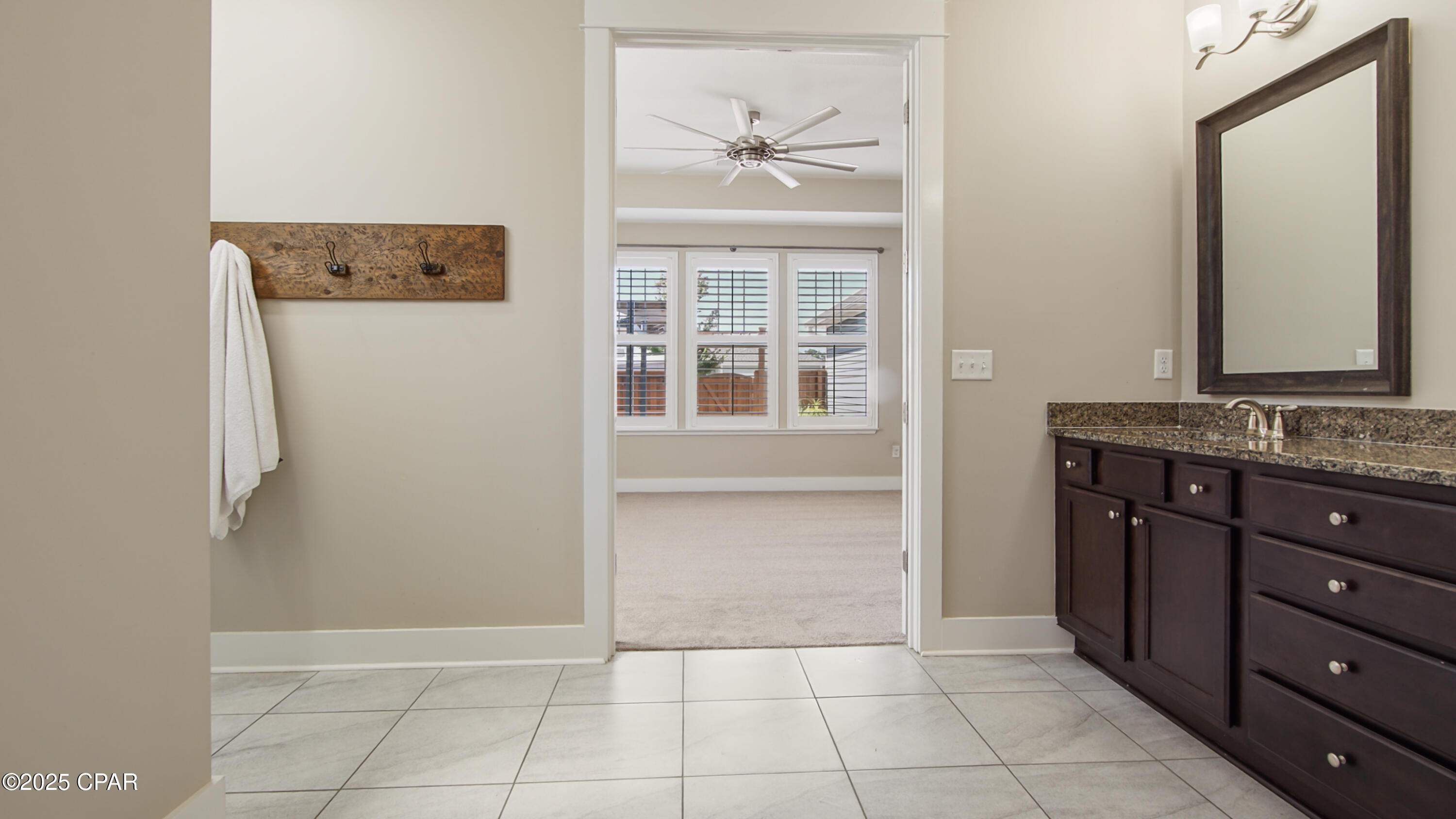 Image 37 For 1913 Discovery Loop Road