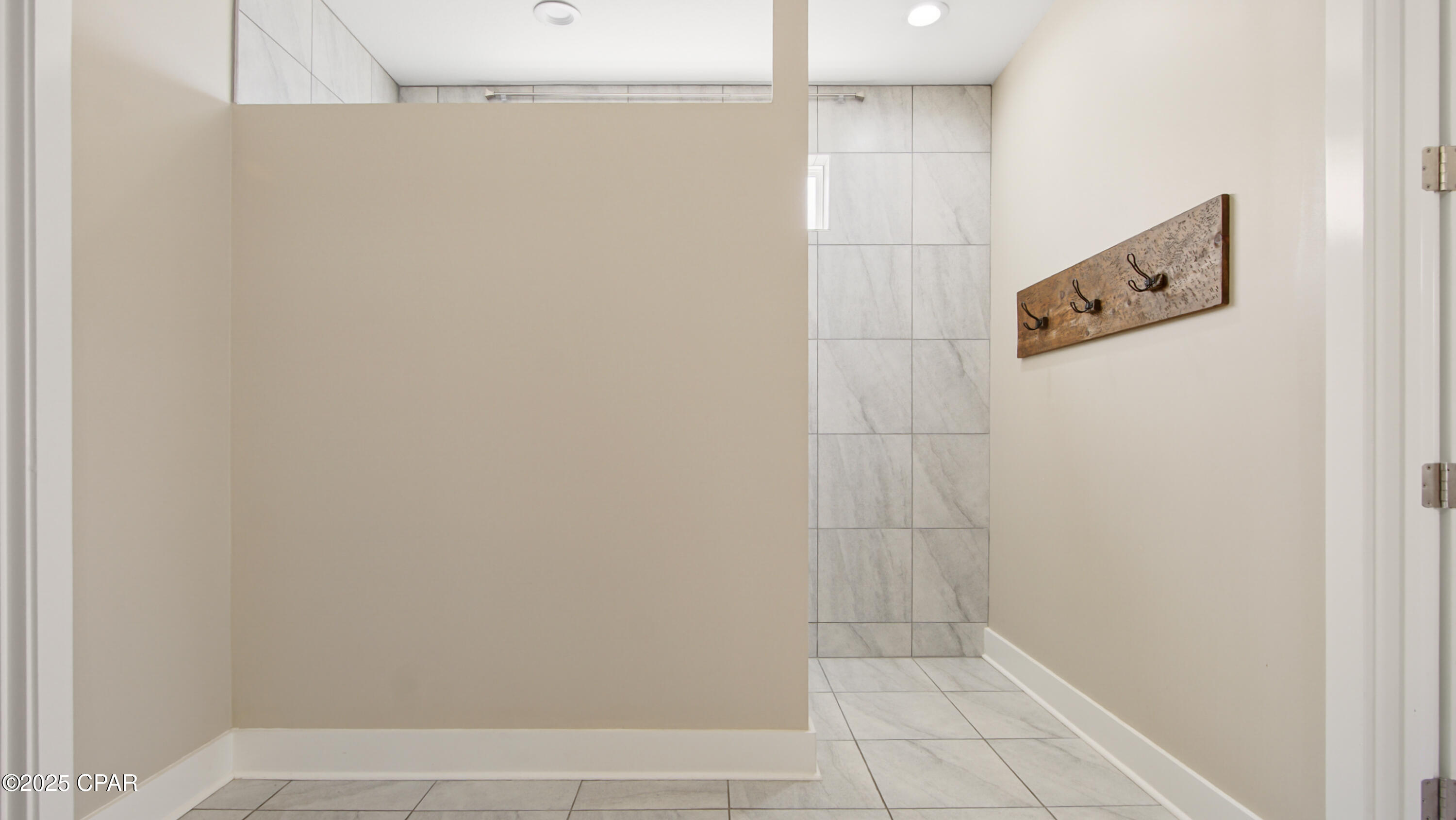 Image 39 For 1913 Discovery Loop Road