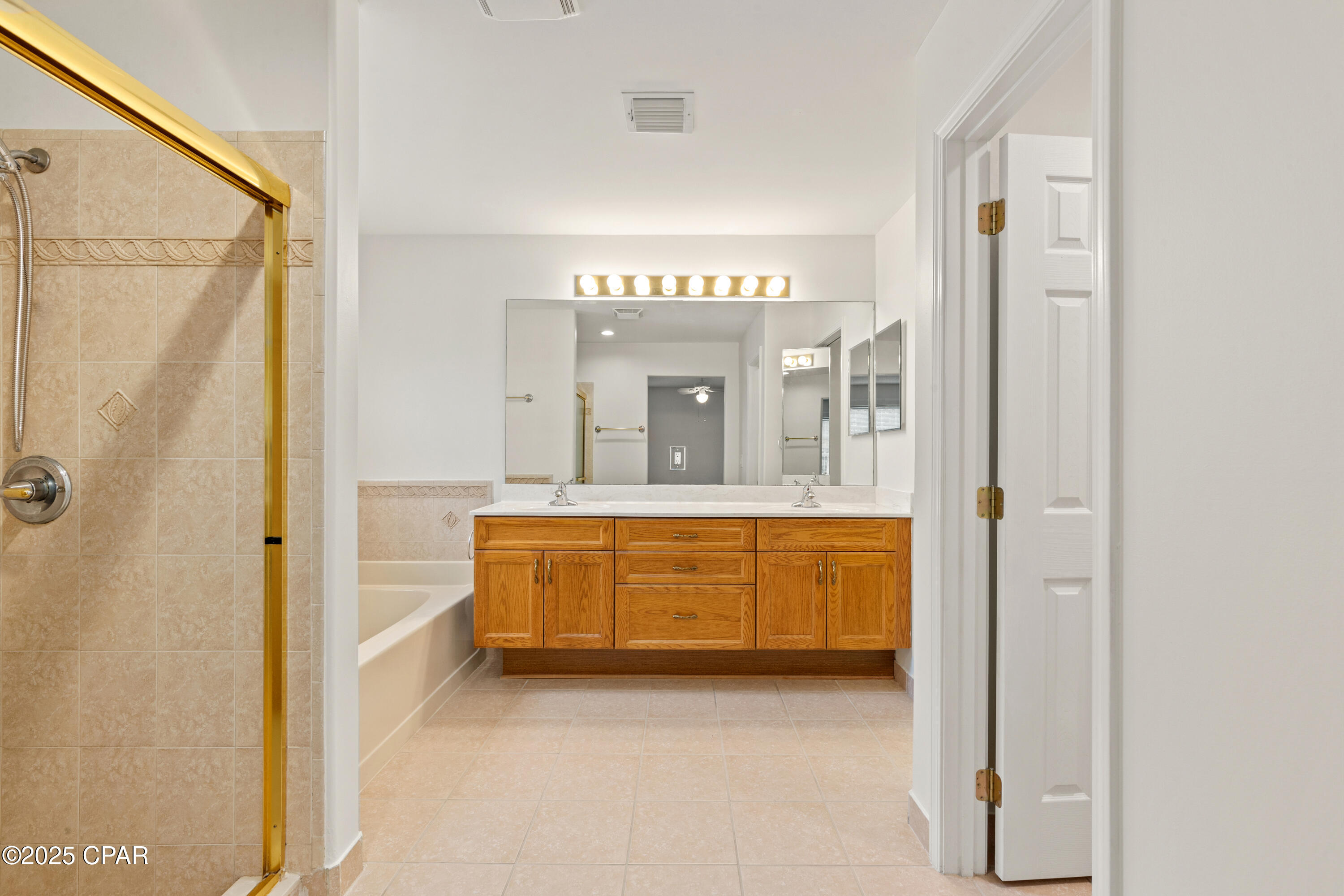 N1p Itpucxpfqaoz6tq1w13_srh_lqecfegps234diu