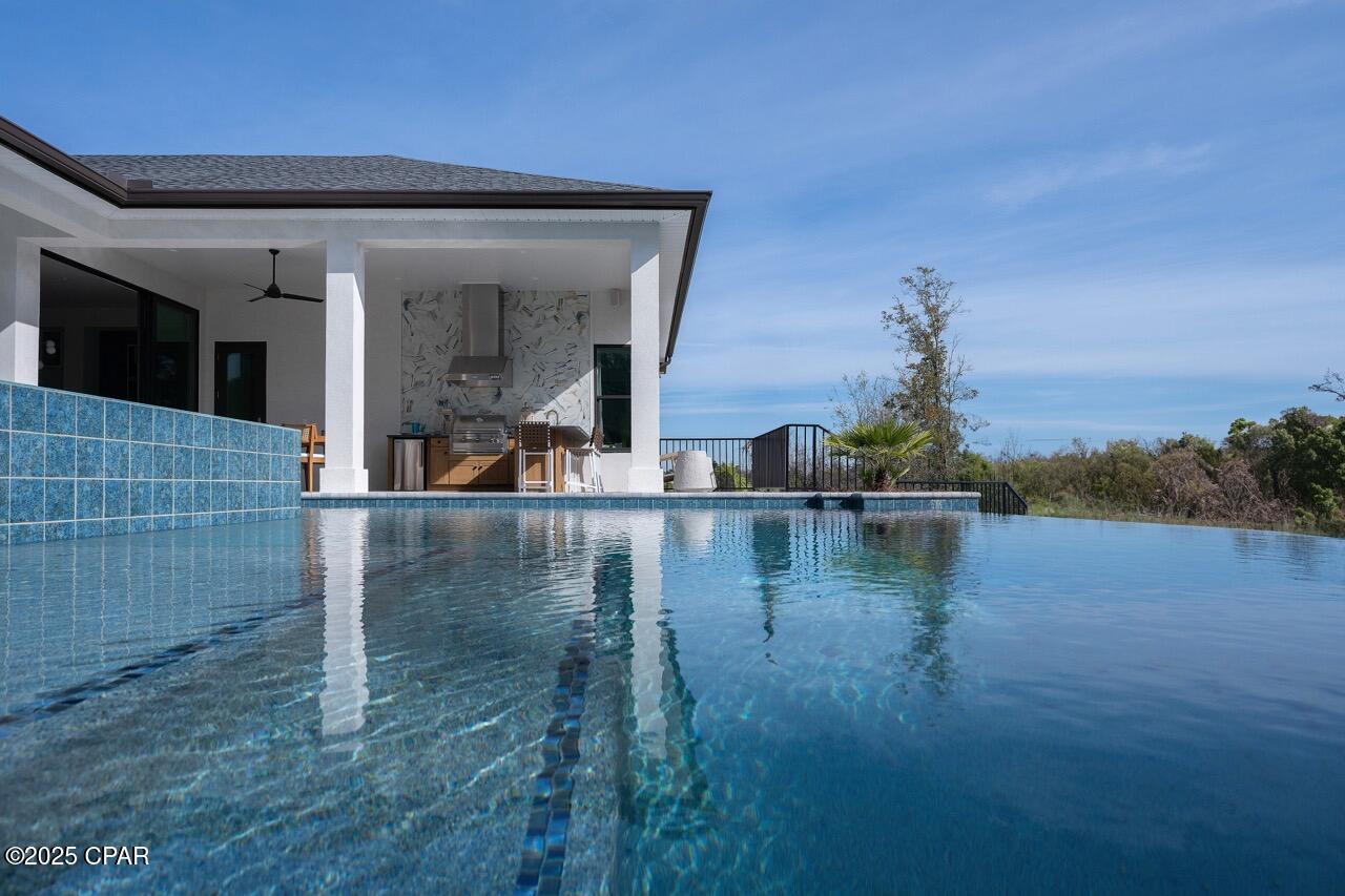 Ud0km Gvvwqiexvyql7h9kxxjwbluidd Tvoffrhyla