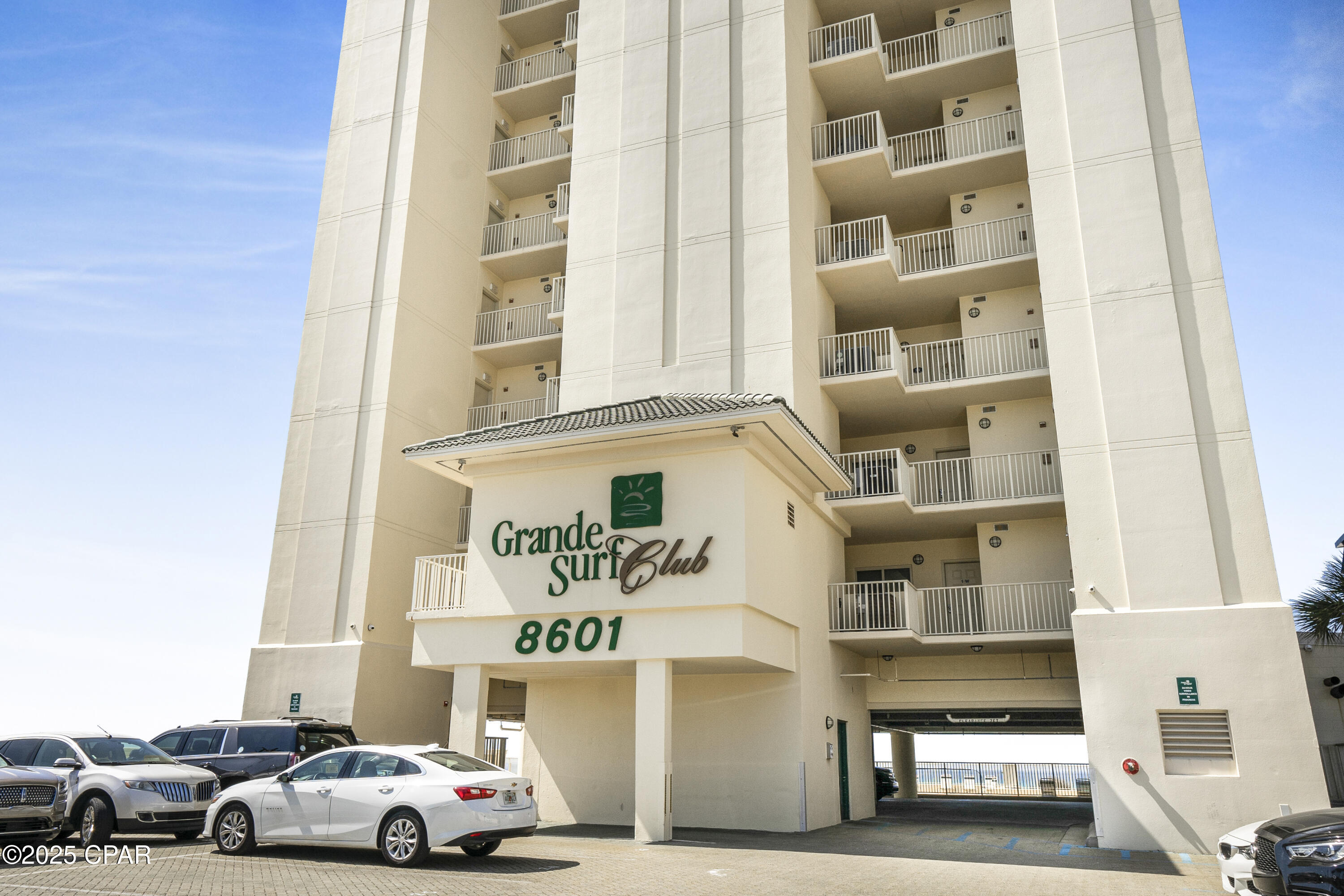 Image 38 For 8601 Surf Drive 2w