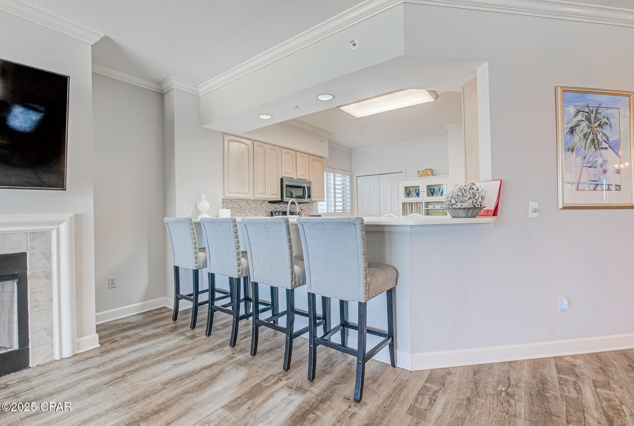 Image 9 For 8601 Surf Drive 2w