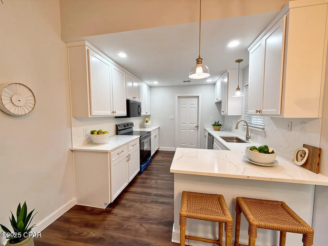 Image 9 For 4734 Cliff Road