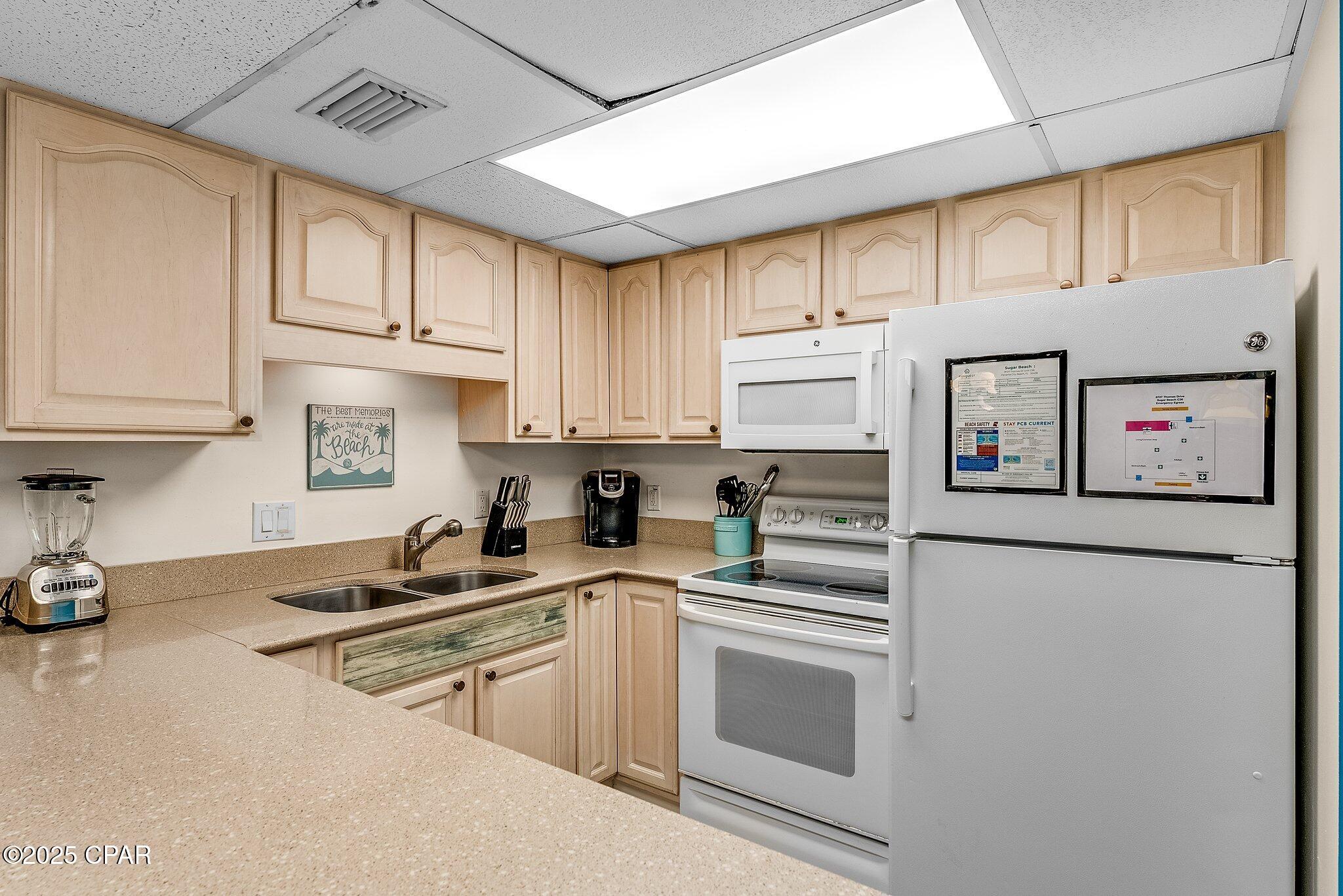 Image 10 For 8727 Thomas Drive C36