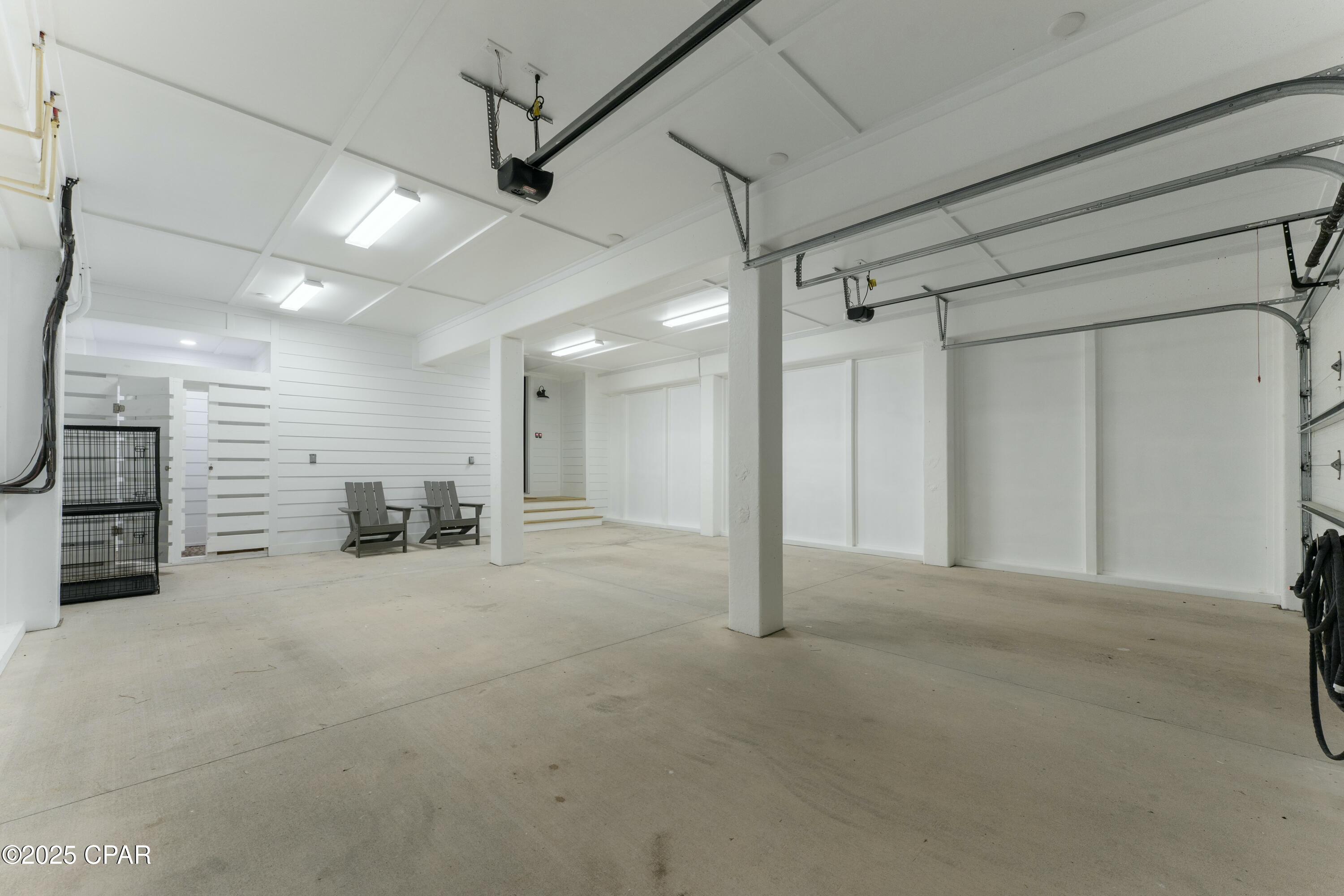 Pj6pee5ltwmzk Ukmpabri9c7q7f_9fewgmzojfmdrw