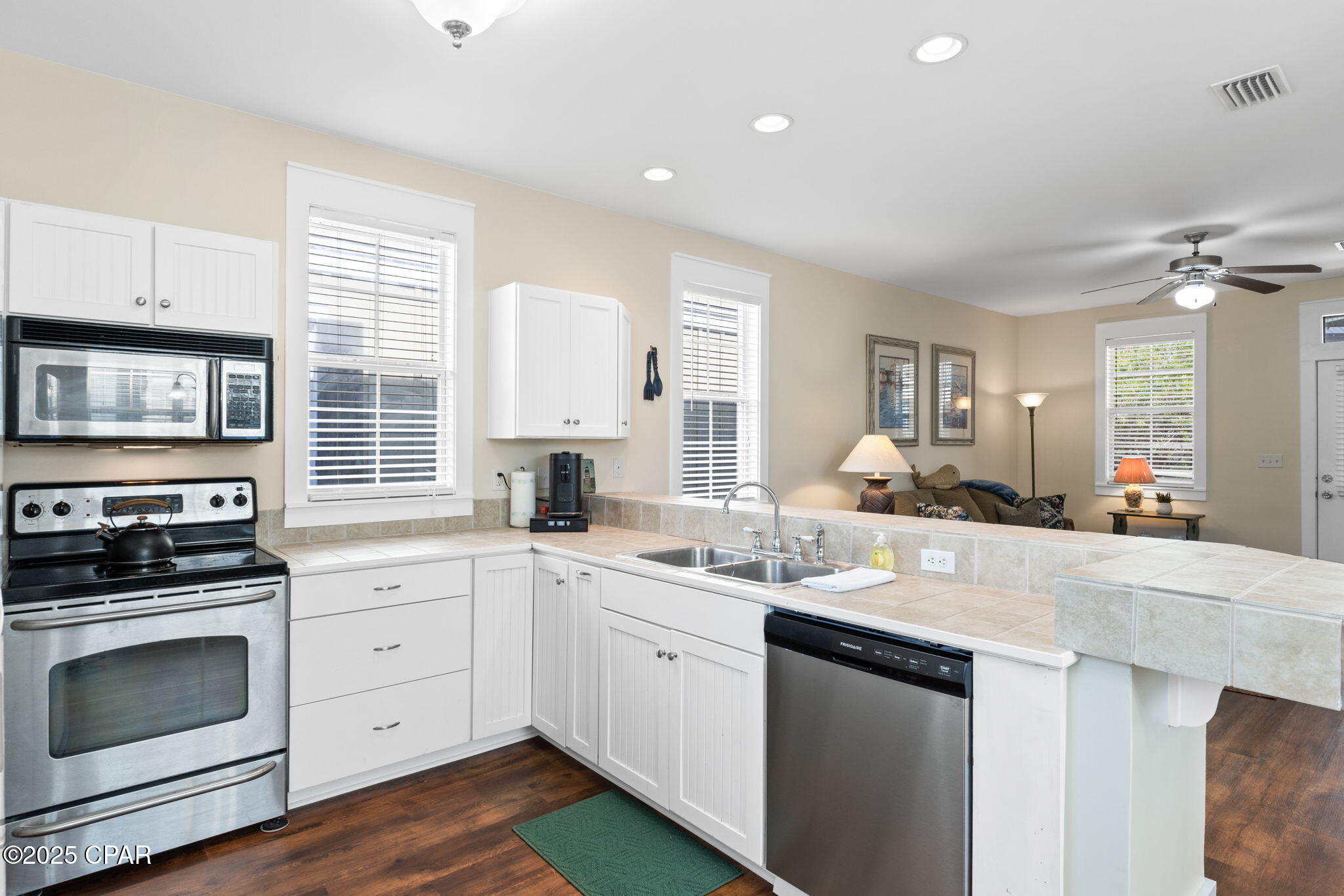 Etank4hccyl6bclylv2iqz3zi49o6nwrmsbva3lgj3c