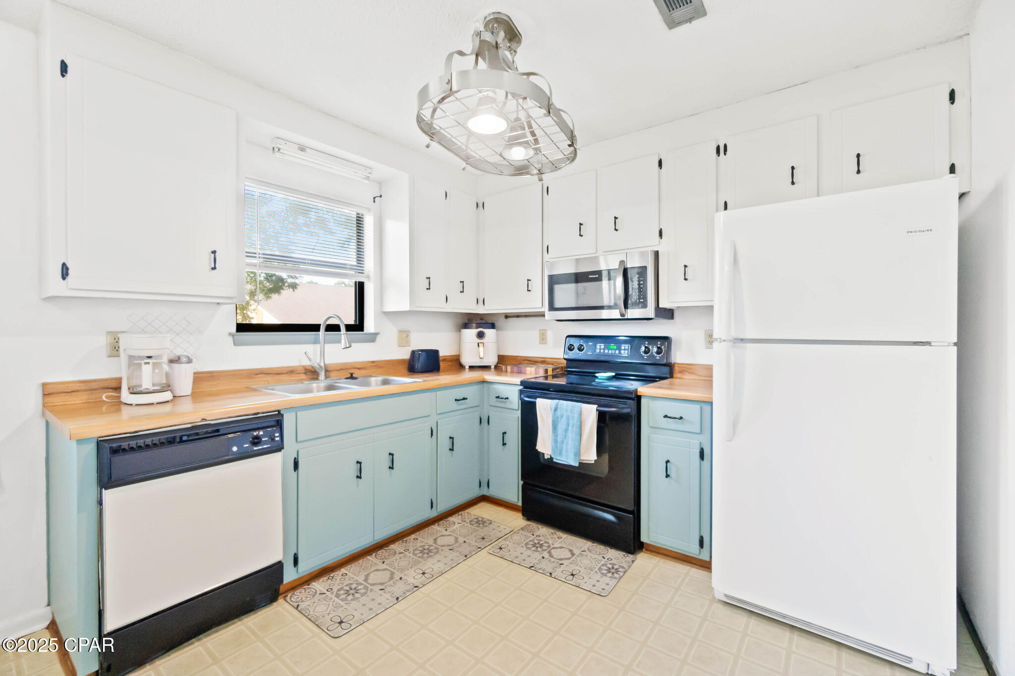 Qezg Jyep_teic70zfub_ctsfj3a6us_lbqegk3wljg