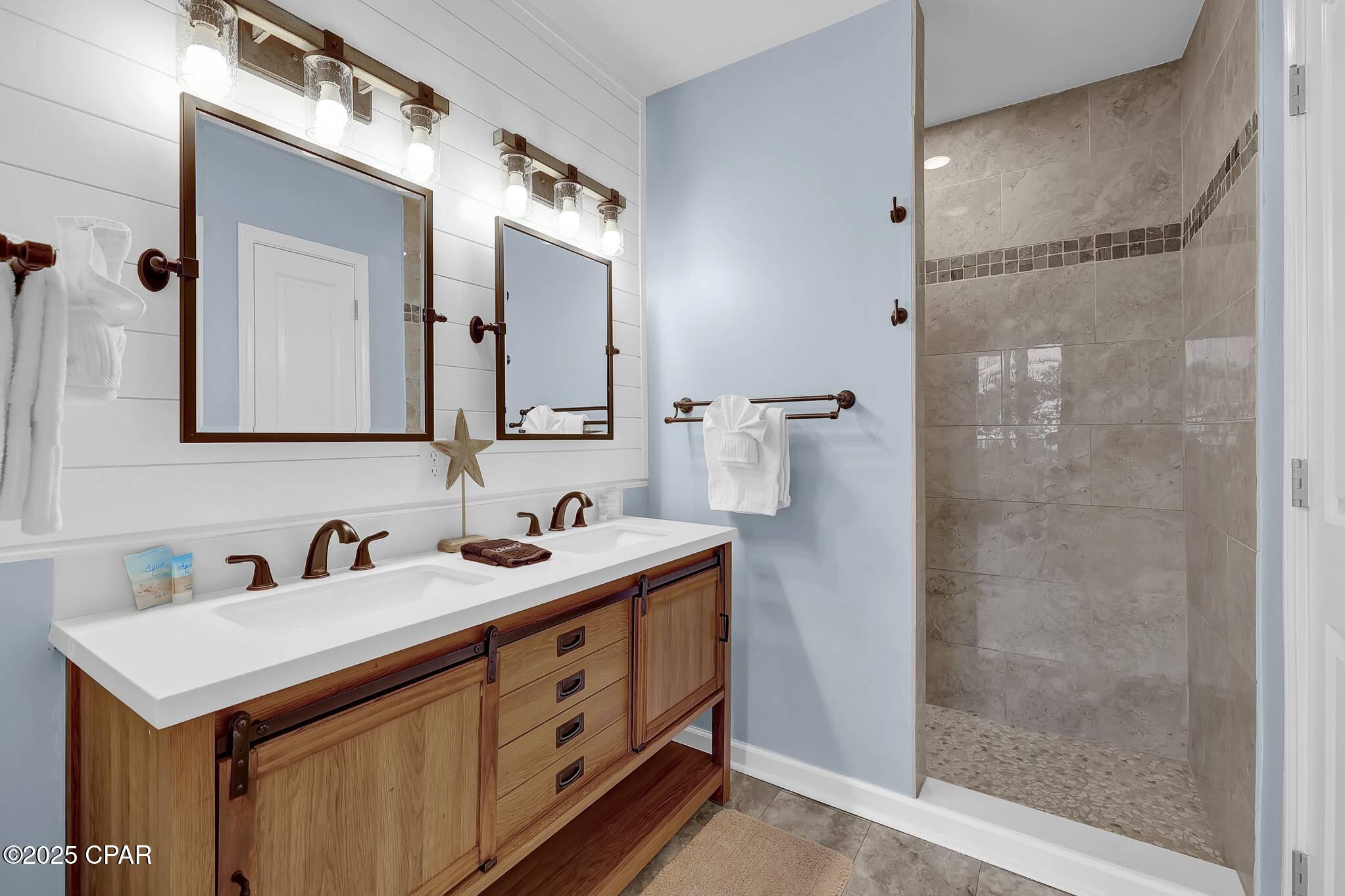 Zhg2uhnizvodz6e7vz8clmv1hjiuv1s_fyywtkl4s8s