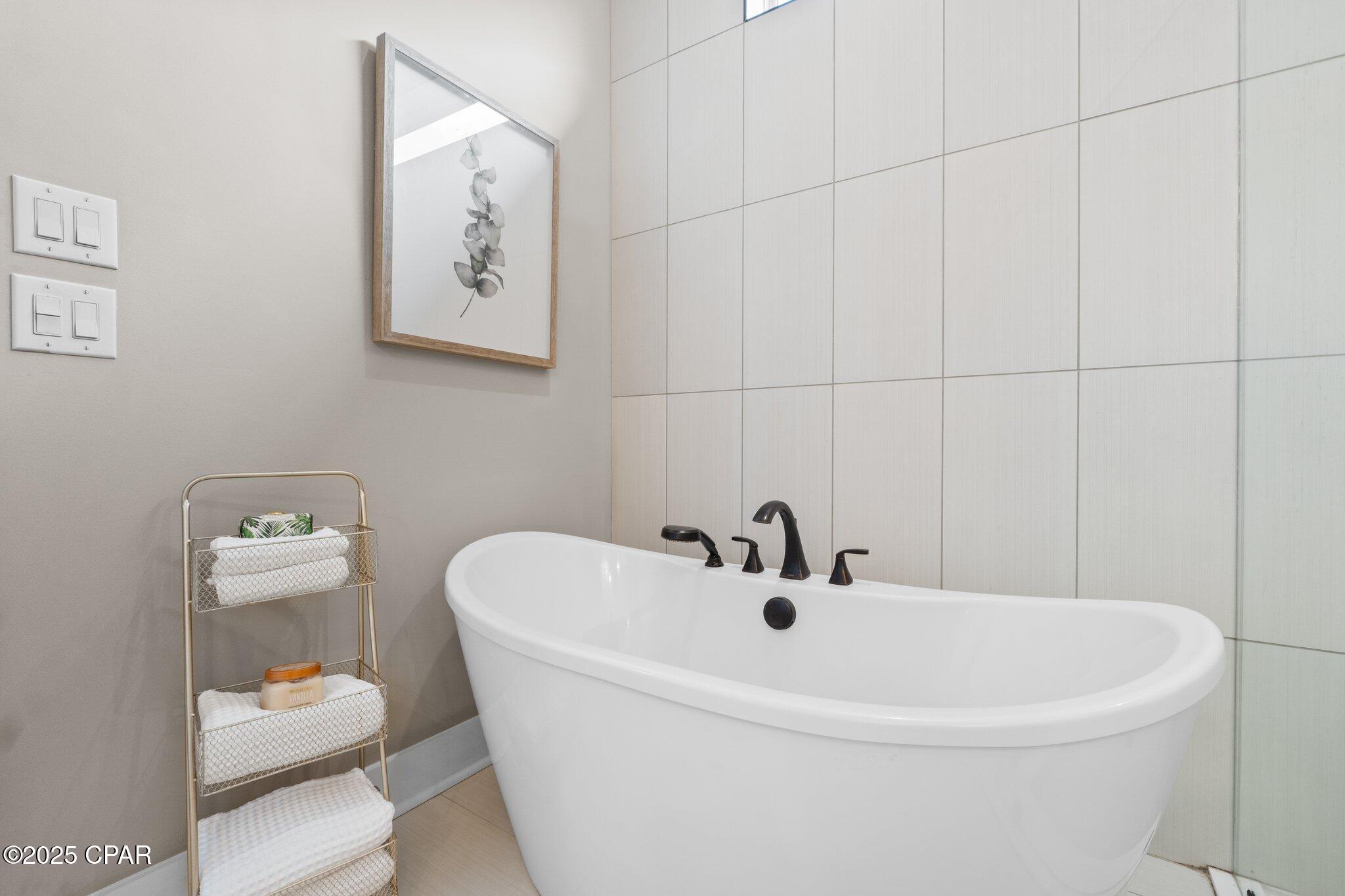 Image 23 For 130 Pennekamp Lane