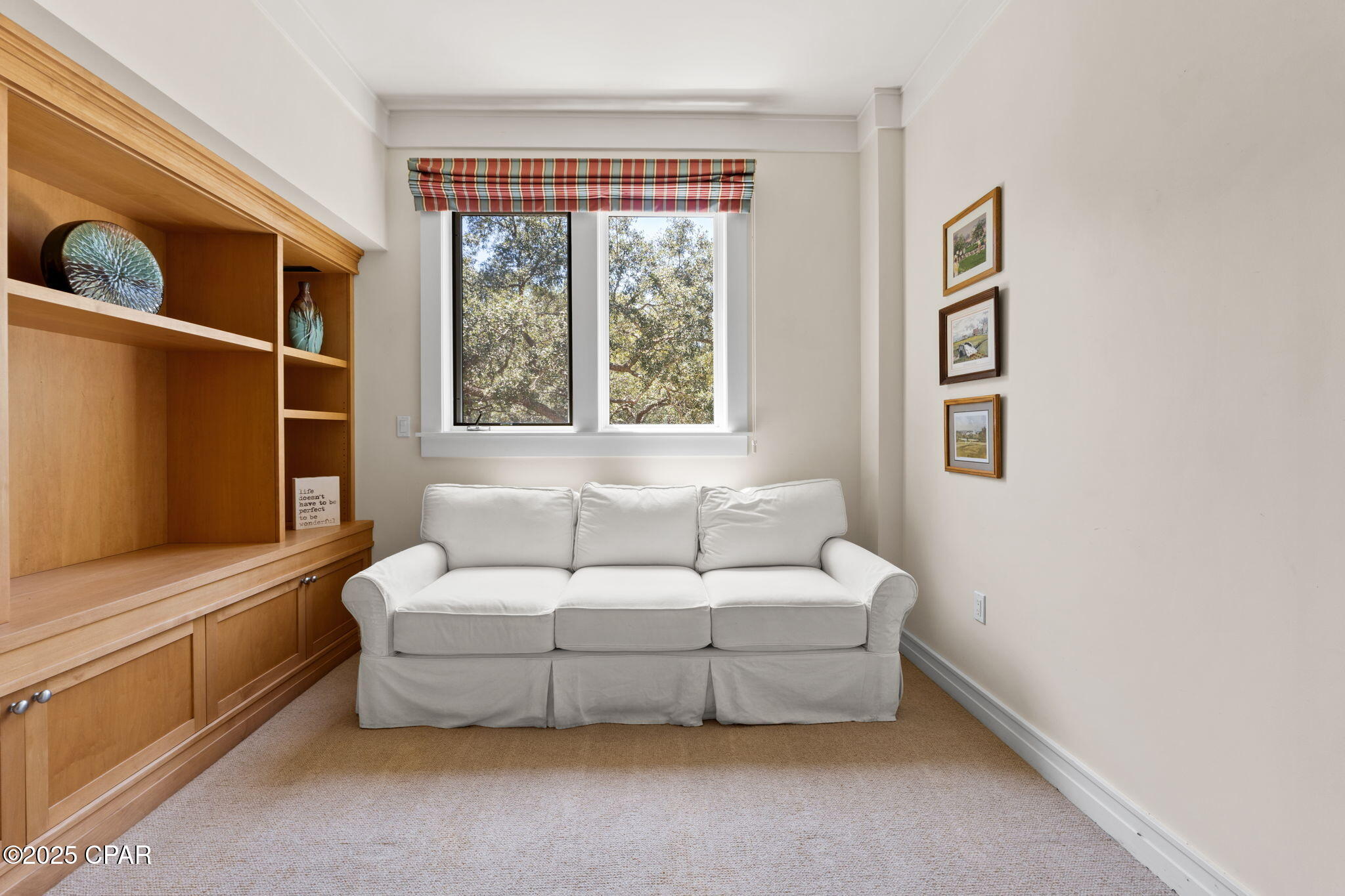 D63dx7pvgh_v_ornxrvx2locpapgbsww6zg_fja1354