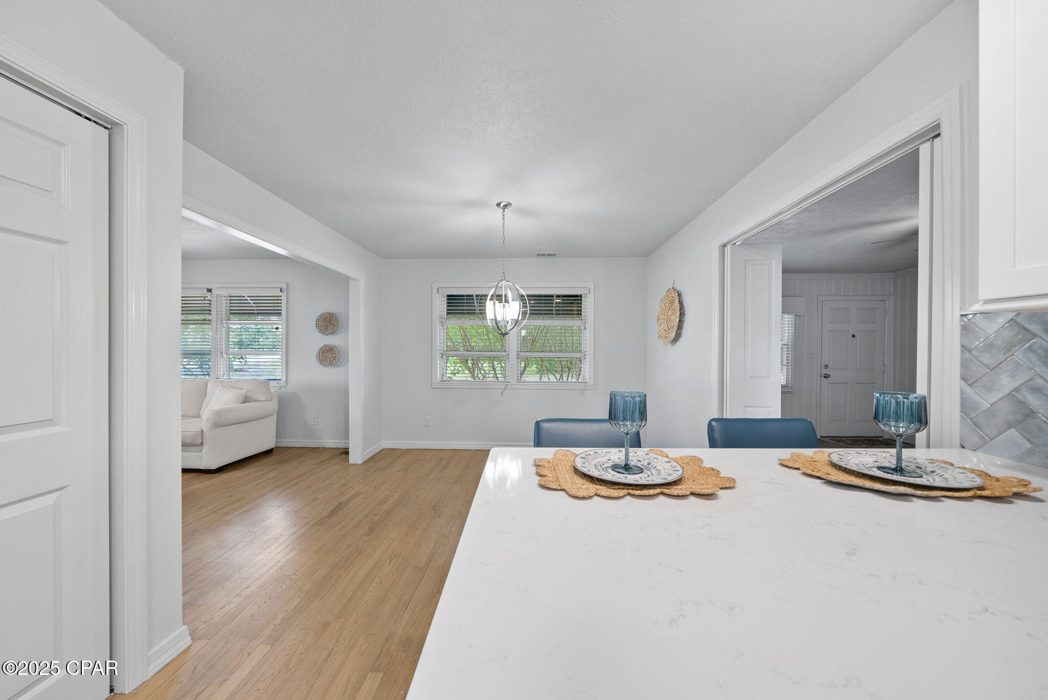 5qk_on4tcwoi E8xzglvzf1guna9ltohmwouaajbpdo