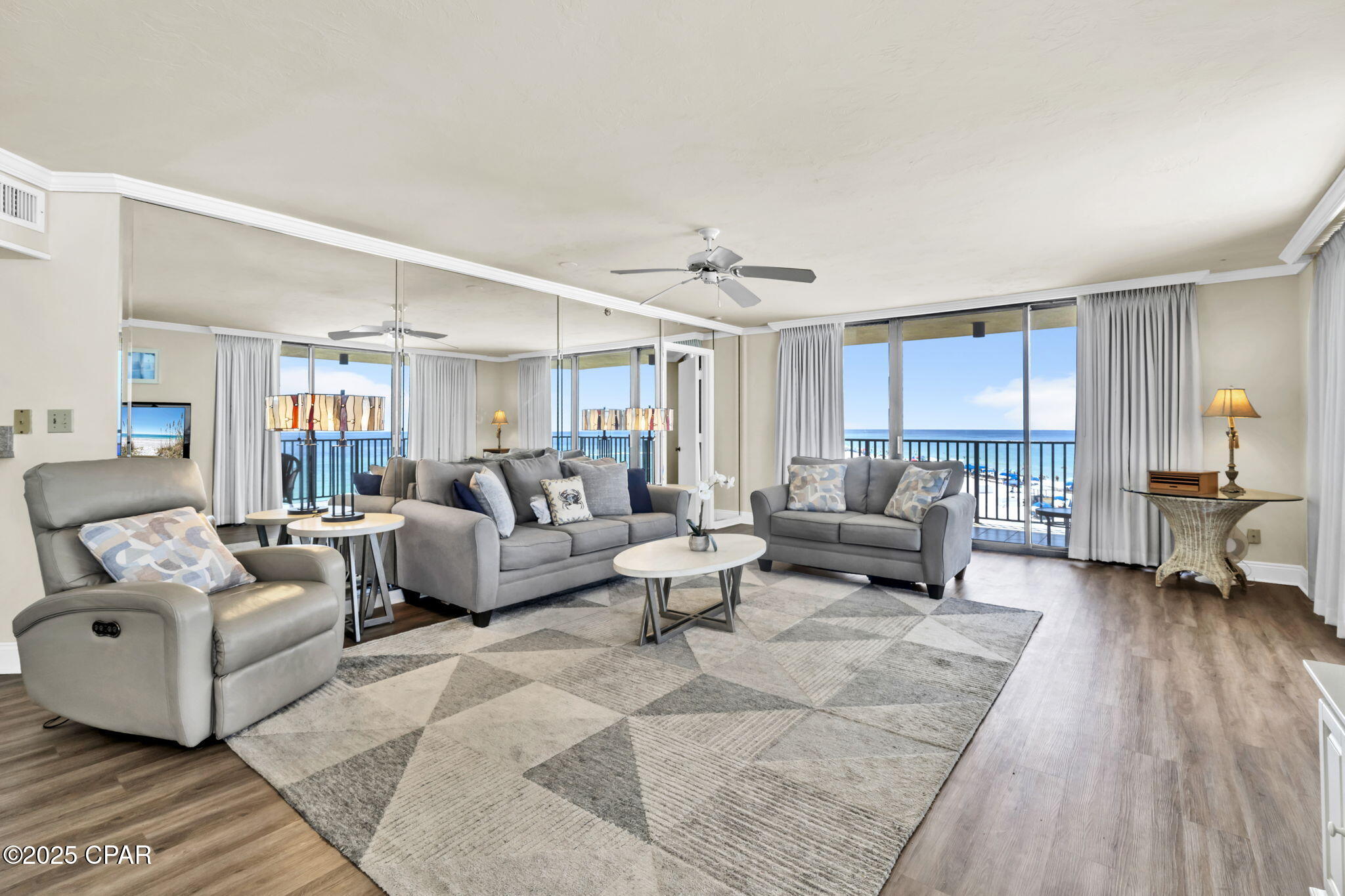 B0rd461n9i42tncdc51efv1hd0rbusrl_hcuzxz4cpe