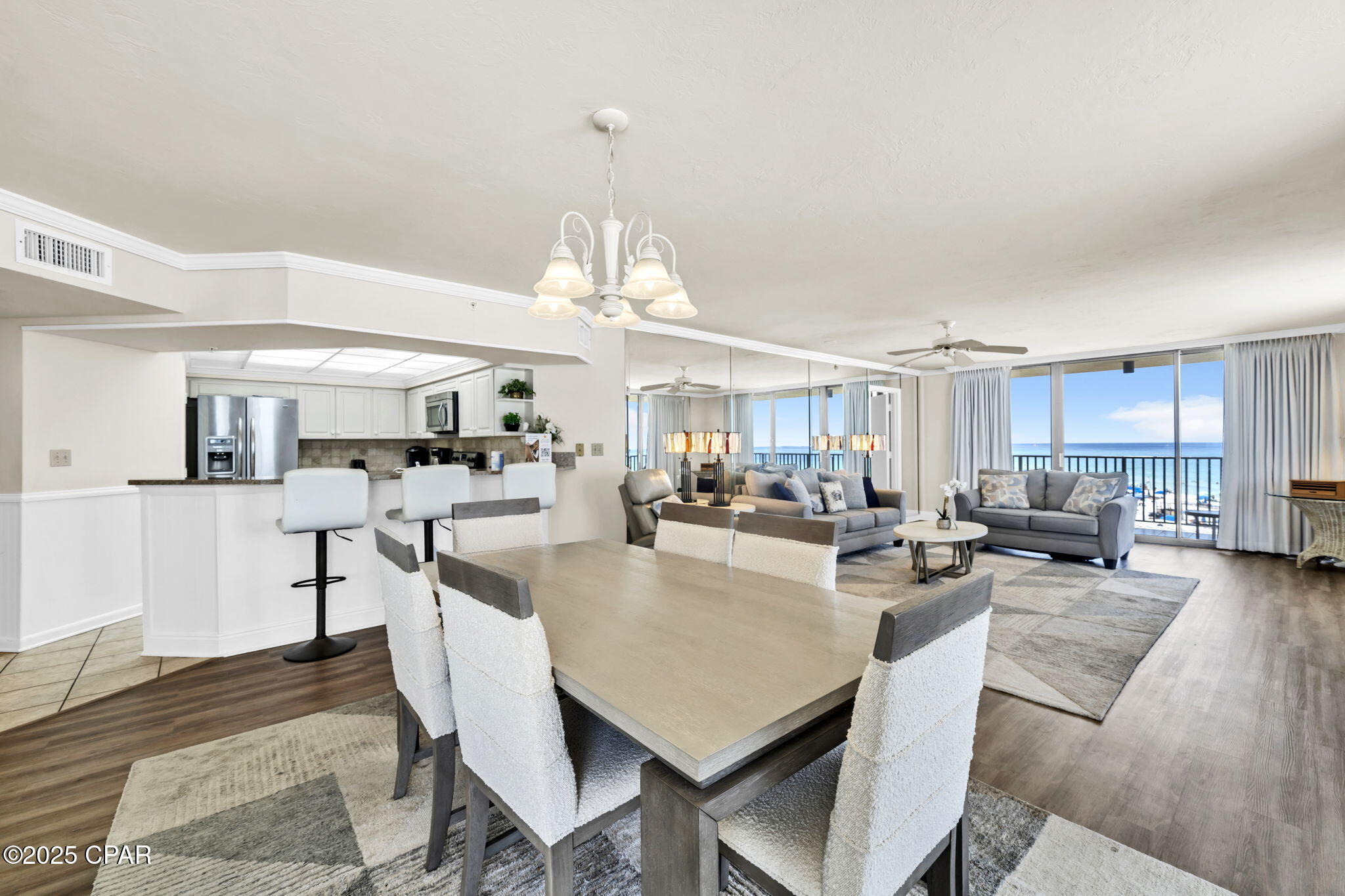 Pg0mwvh Liuqo65rca4_18n6x1_p4odnidomjii05si