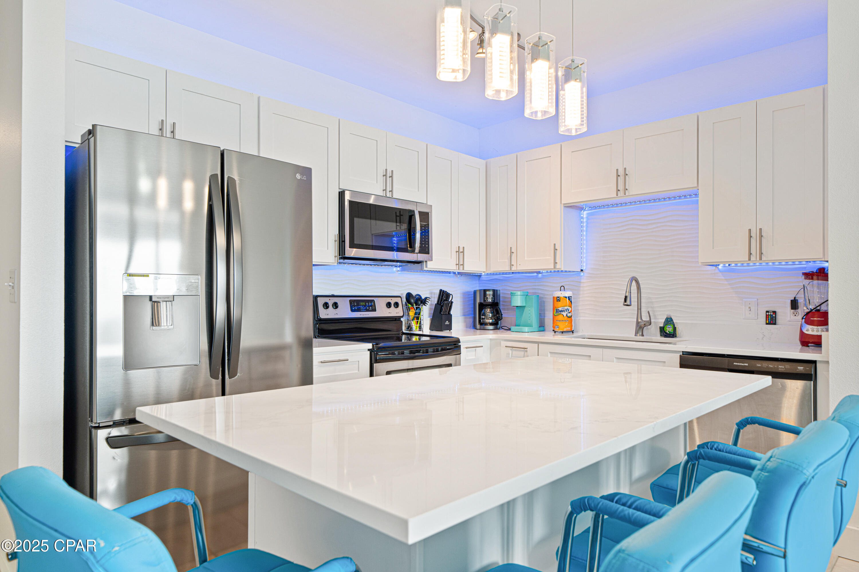 2pou1_c2mf55iqmuckip5txyzhmq_vaolxo2lxosxd8