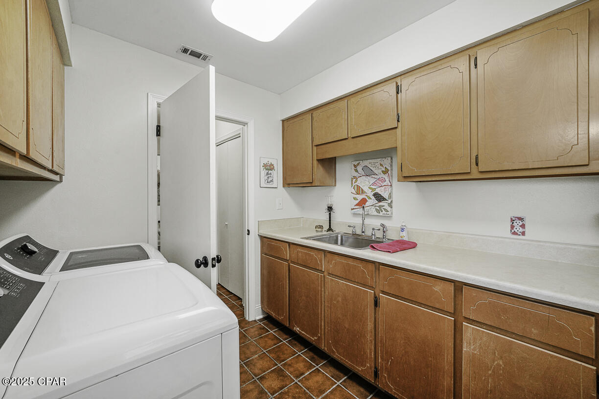 Lbcfijdkqzxpcypdmb8tyoslml_soj1jl16qqsi0oqu