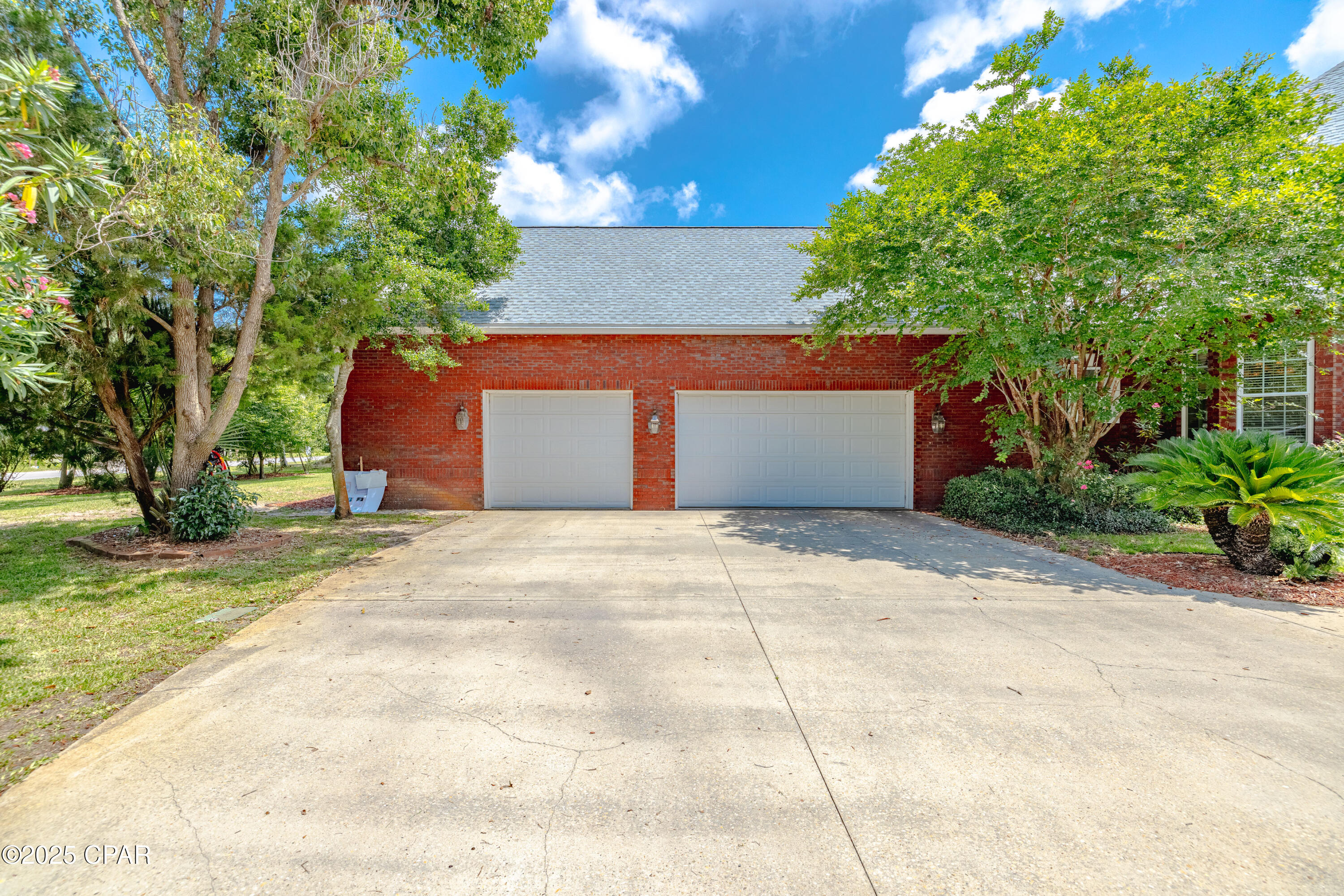 Rttf T8umujbasimjgyjm87tq69jod 1b1jytq8pguc