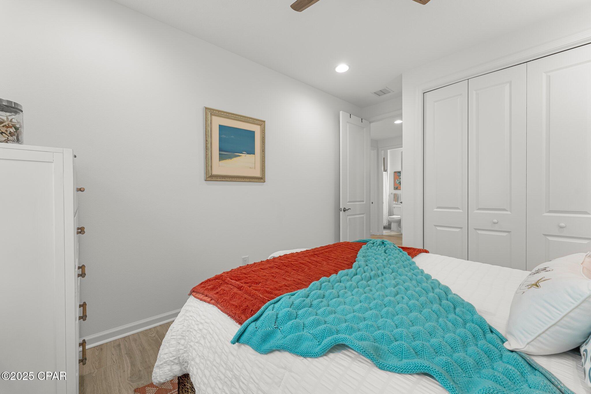 Image 19 For 8668 Shell Sink Drive