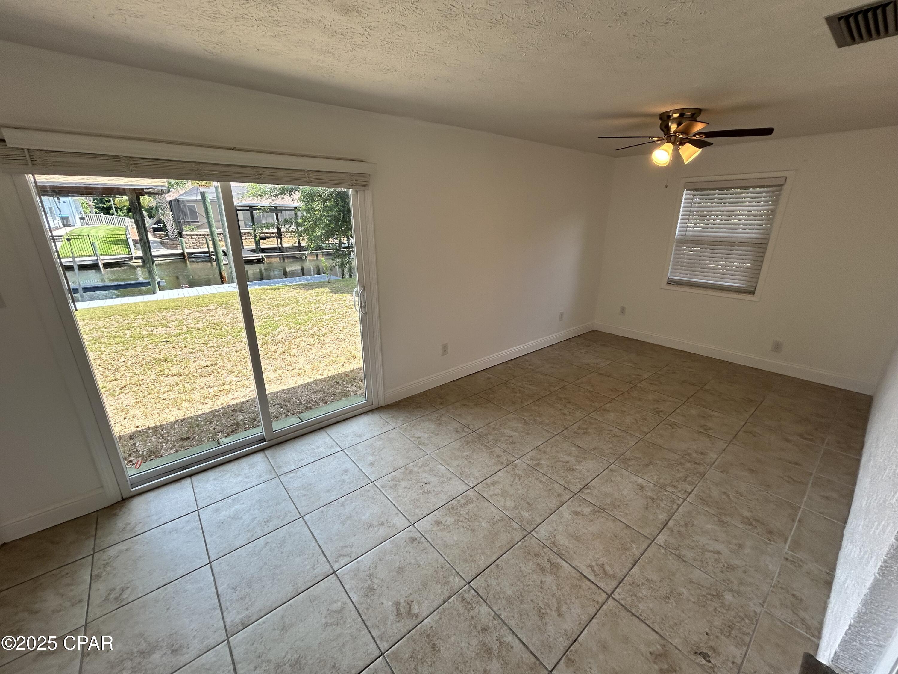 X9j20fvgtlhhyjdd3valf8lp9kl8ta3r1m9axn3kwzg