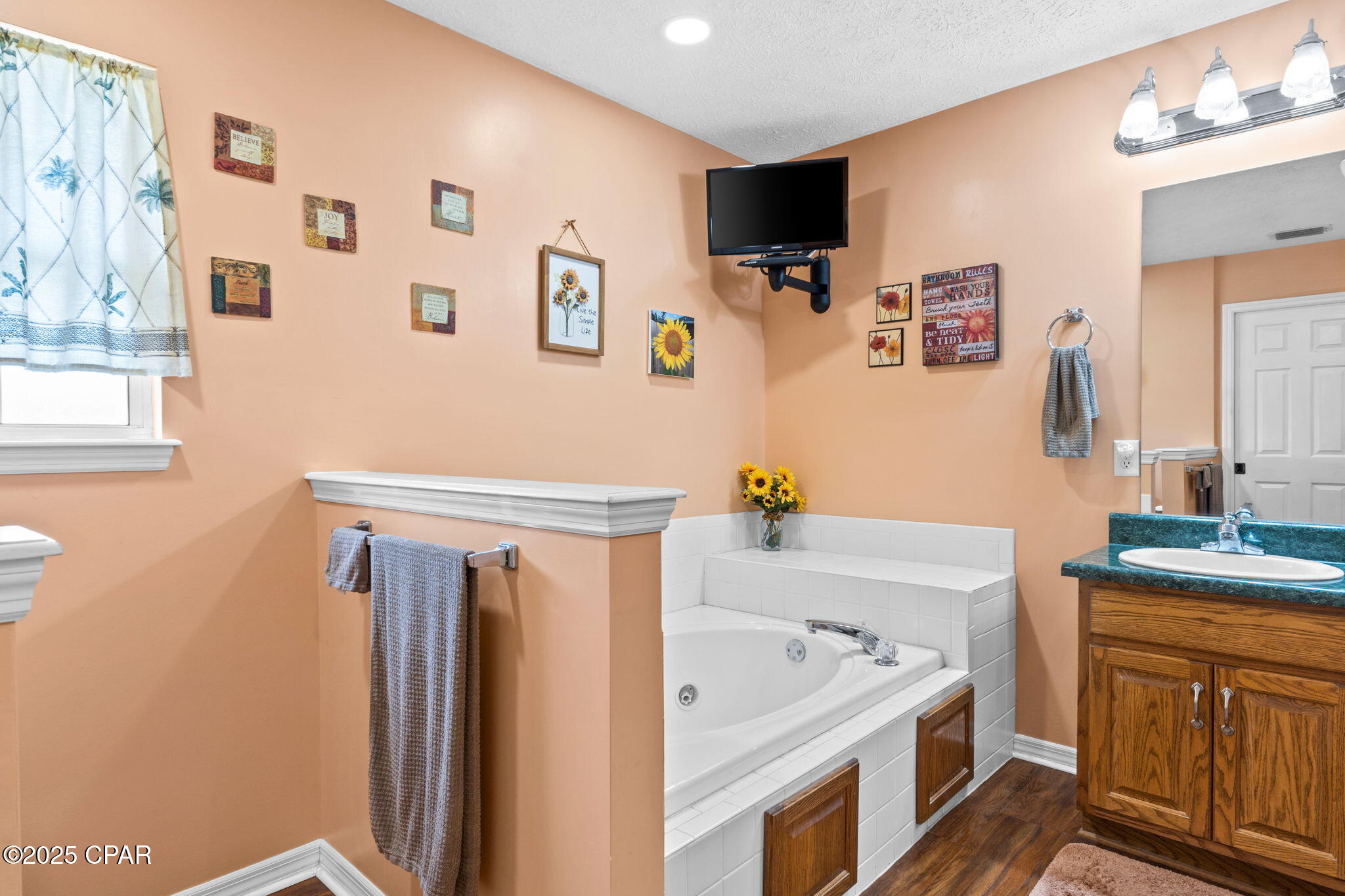 Image 38 For 351 Hiland Drive