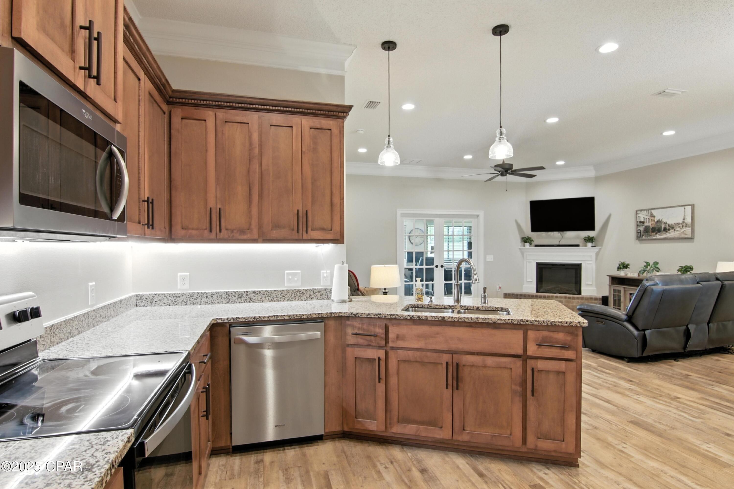 _j E_siptkk7dx_iznpvgrxv05jsbxbxlmp_knyybac