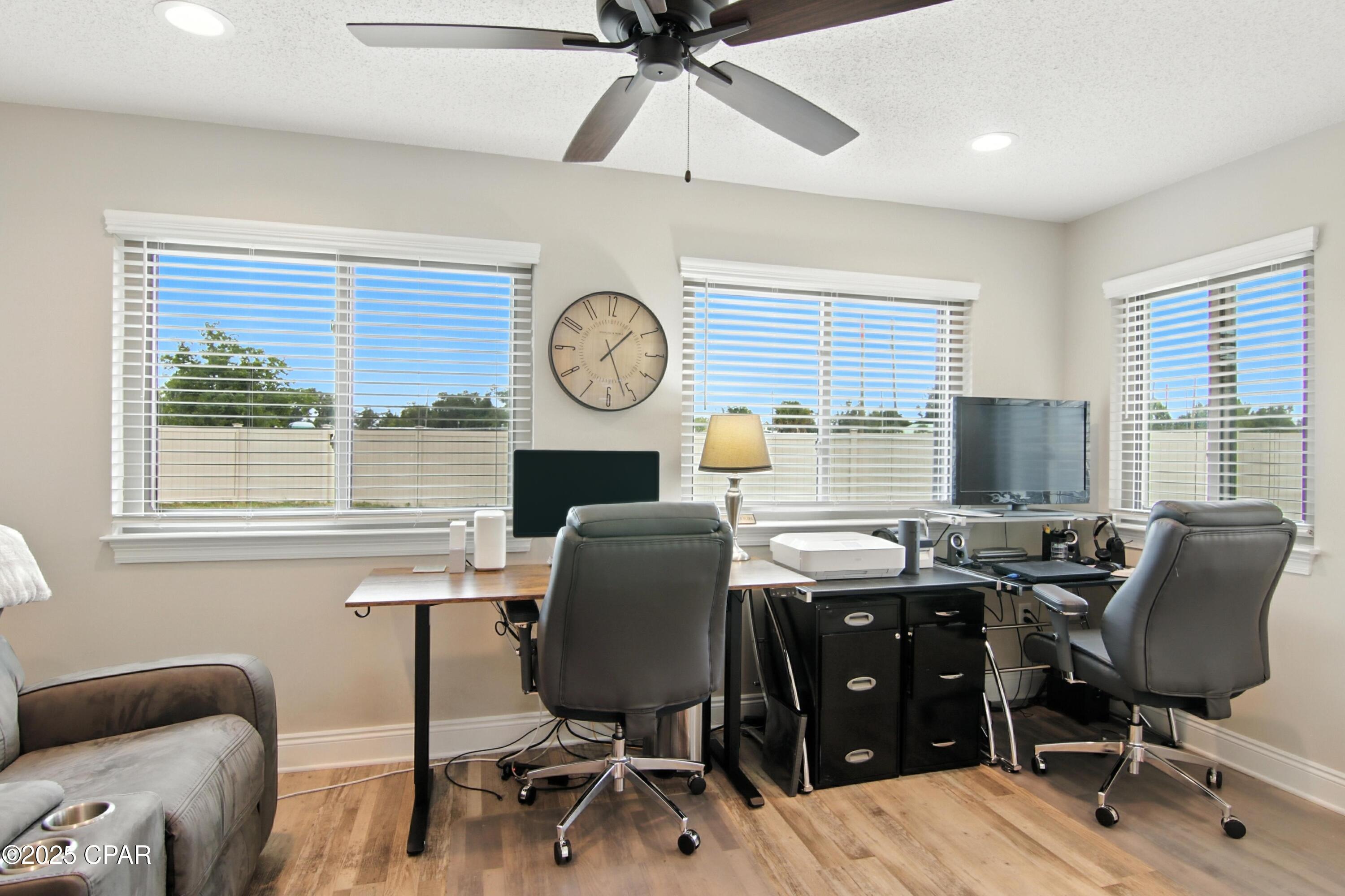 Cinnp0jrwgmxwkdthd9ie1zewvf Daia8u4fd1_xxwy