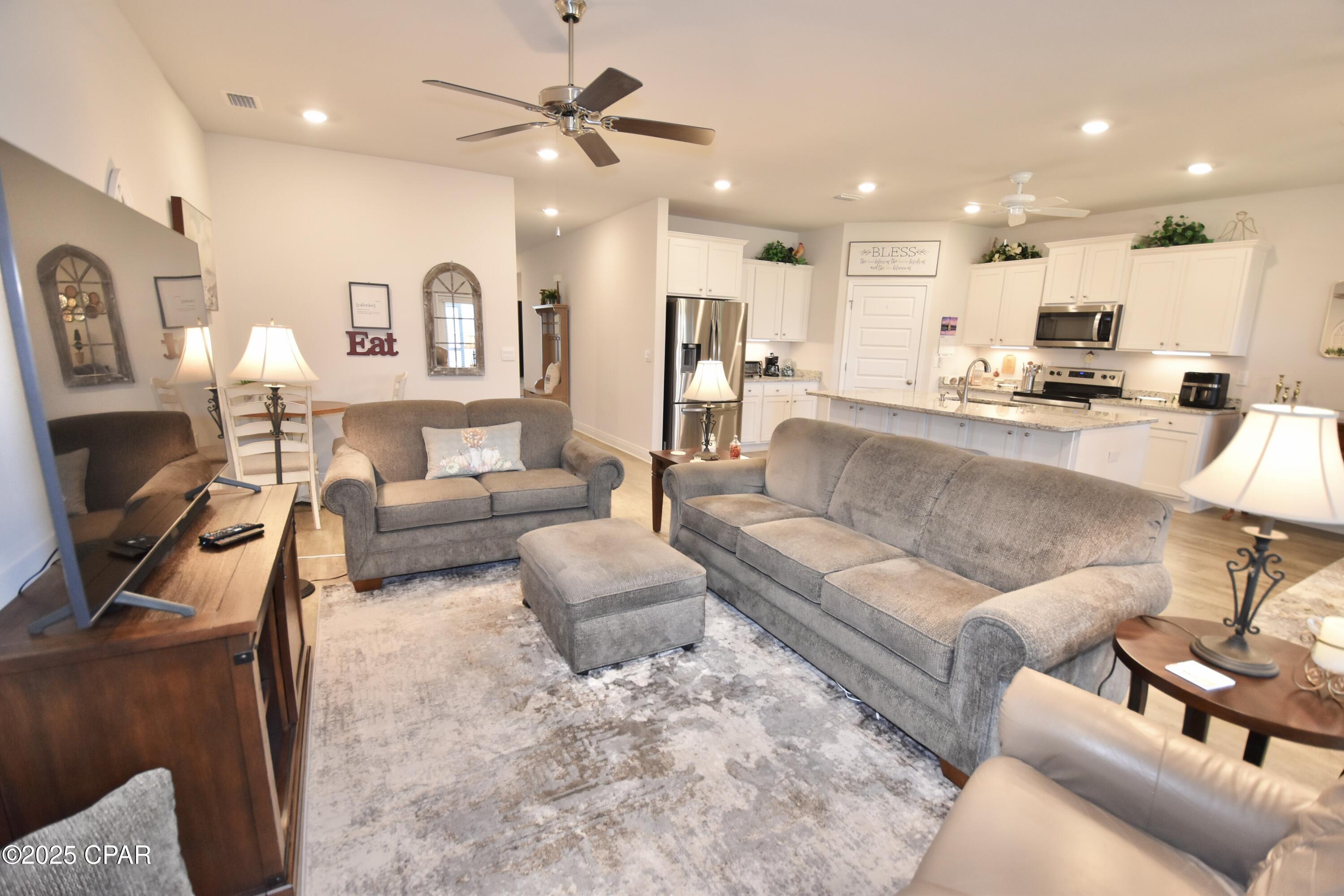 I_sqvvynszt7xyhsum7pja Gbnnw1zaxmyk4mfwo0rm