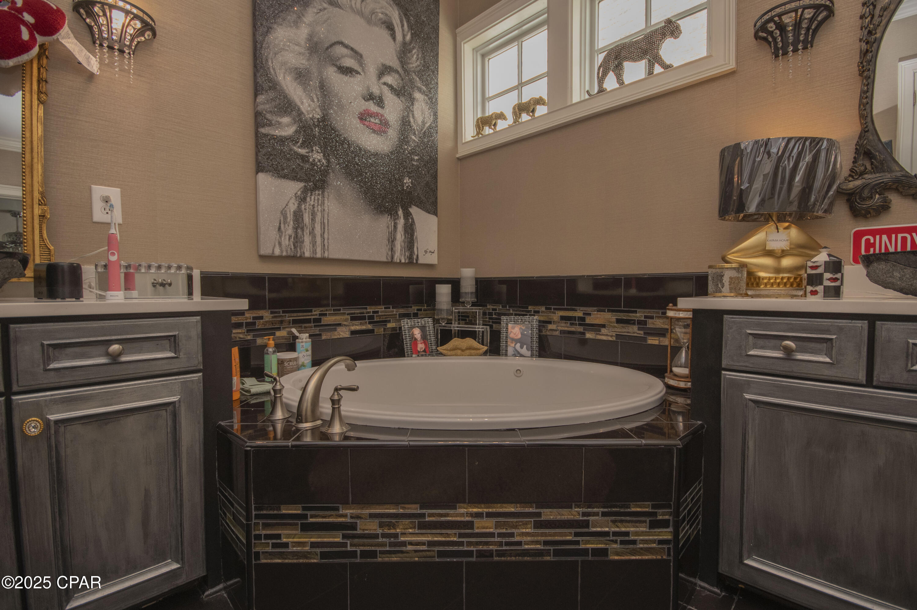 N4rbutaptmibhg2c6zwpzuiofsv7tnsvyfeypztnryi