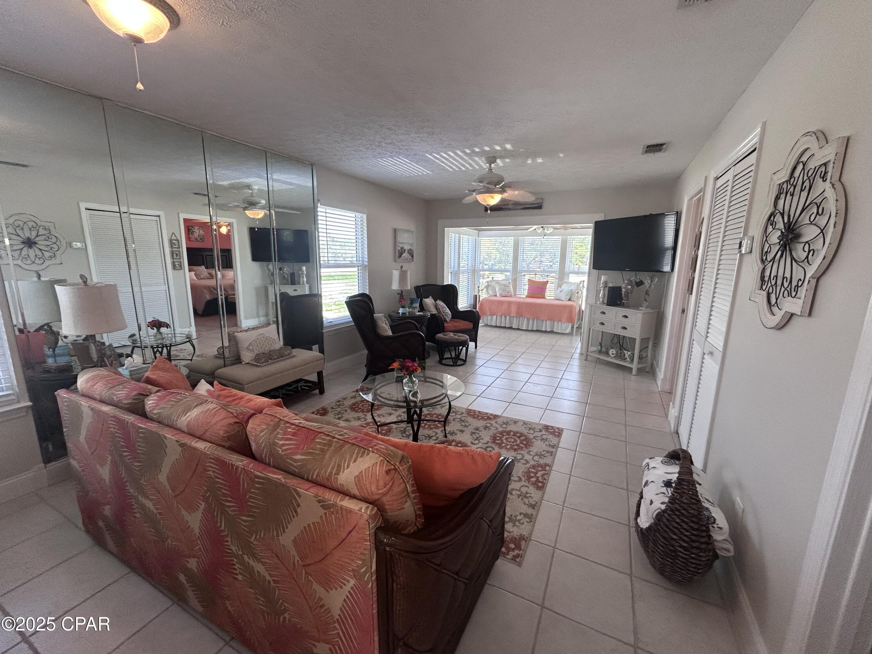  Darghbuydwyt7c39zuxwxbfk0gdcqeblk6gyinsnq0